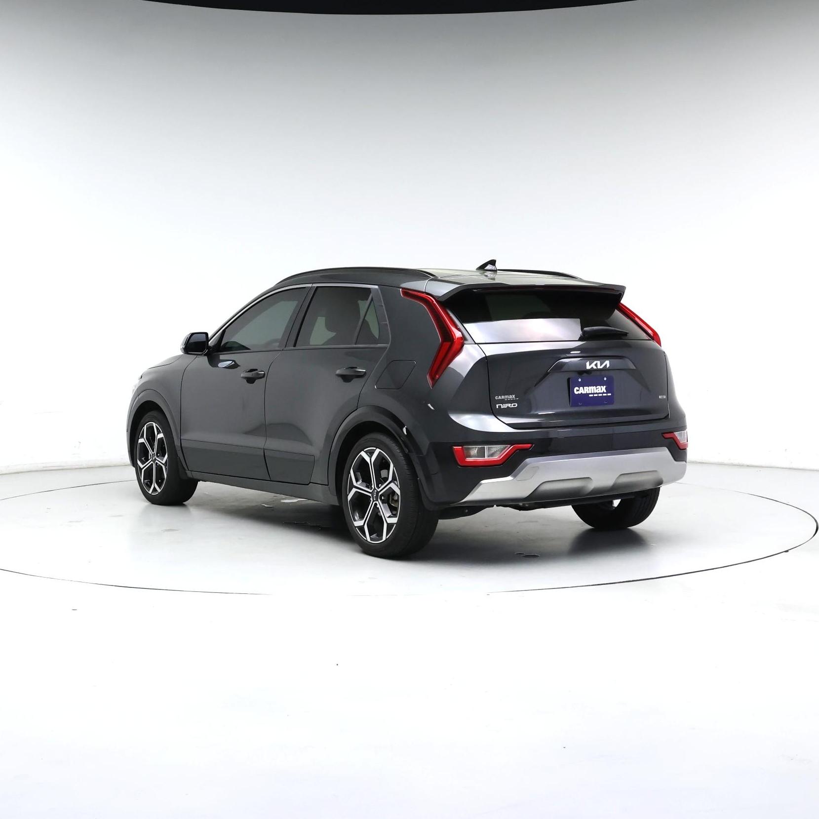 Thumbnail: 2023 Kia Niro - 2