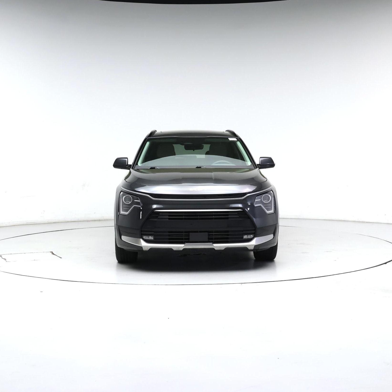 Thumbnail: 2023 Kia Niro - 5