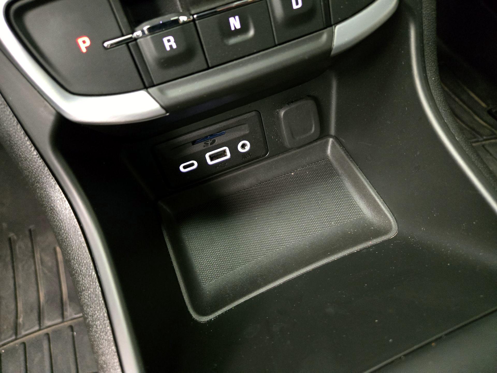 Thumbnail: 2022 GMC Terrain - 18