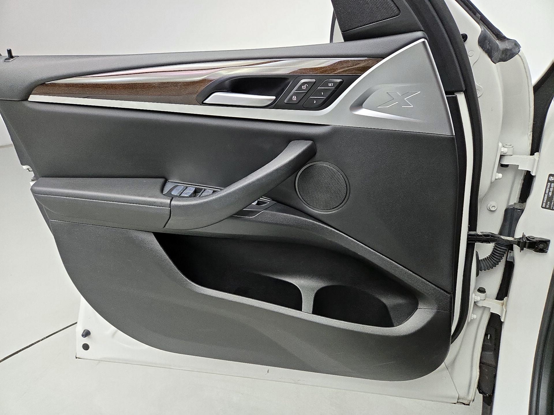 Thumbnail: 2024 BMW X3 - 12