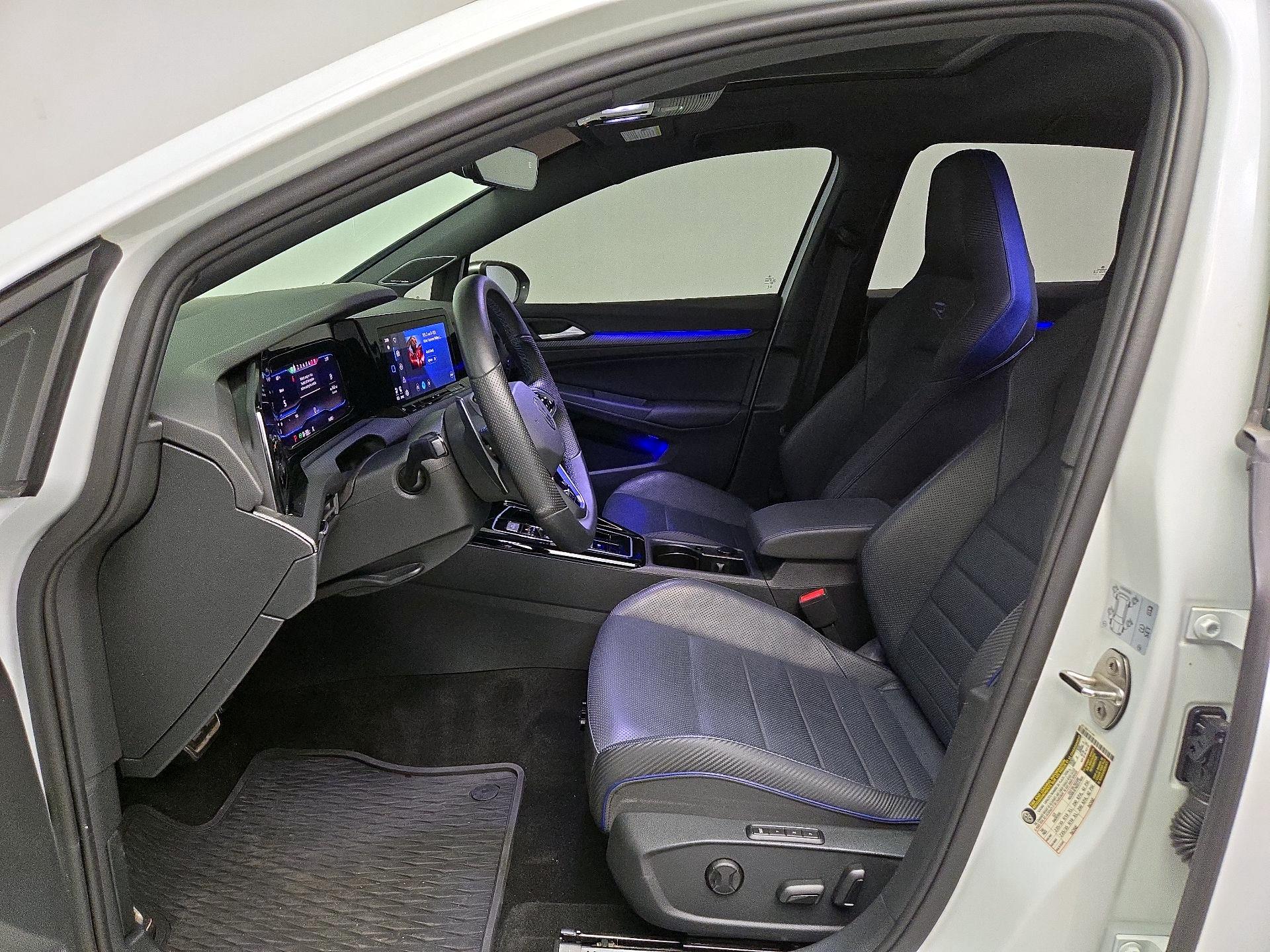 Thumbnail: 2024 Volkswagen Golf - 11