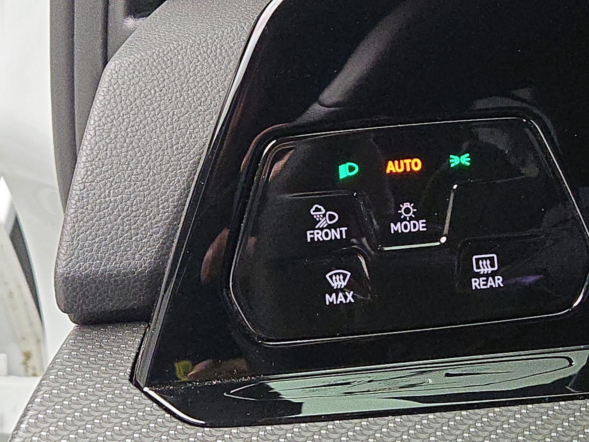 Thumbnail: 2024 Volkswagen Golf - 13