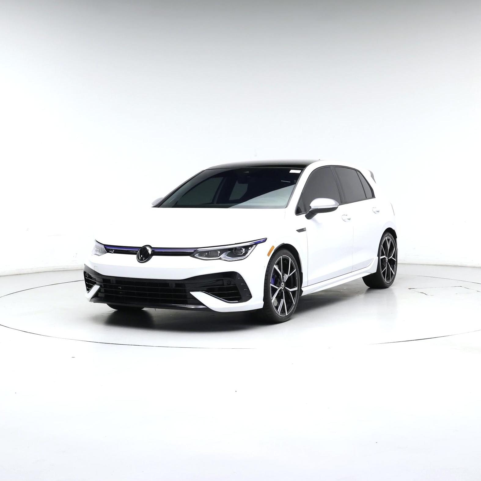 Thumbnail: 2024 Volkswagen Golf - 4