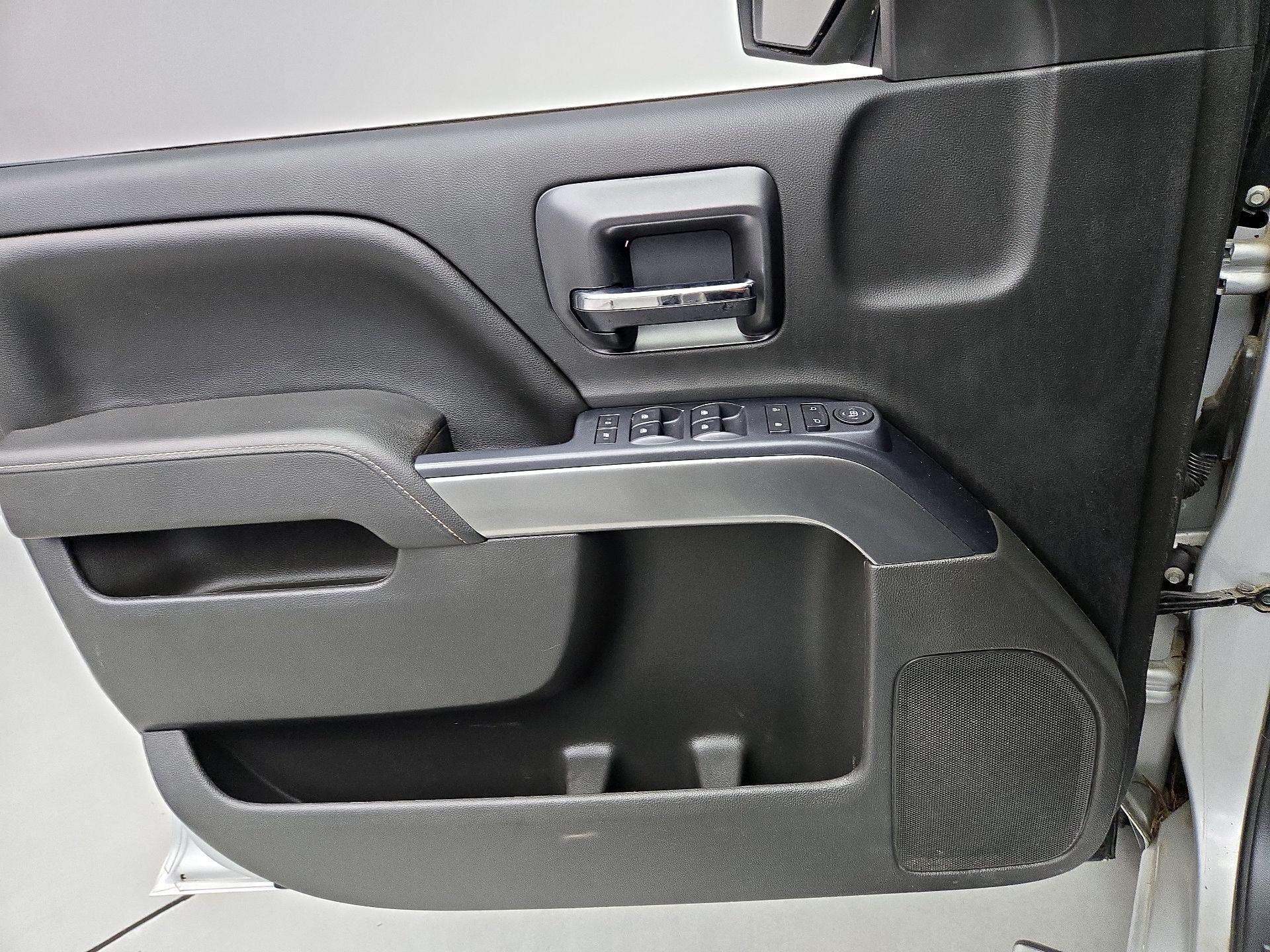 Thumbnail: 2016 Chevrolet Silverado 1500 - 12