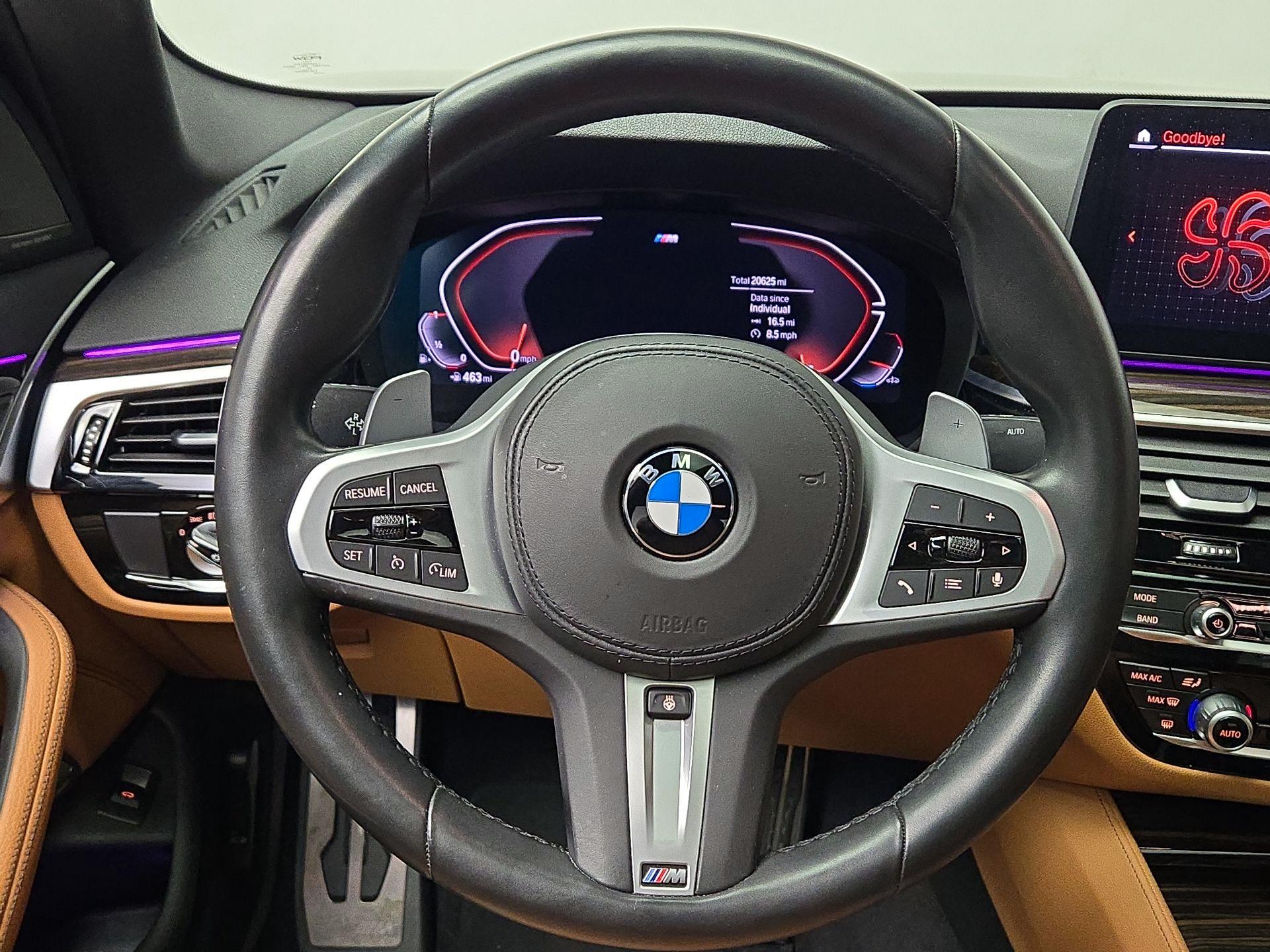 Thumbnail: 2021 BMW 5 Series - 10