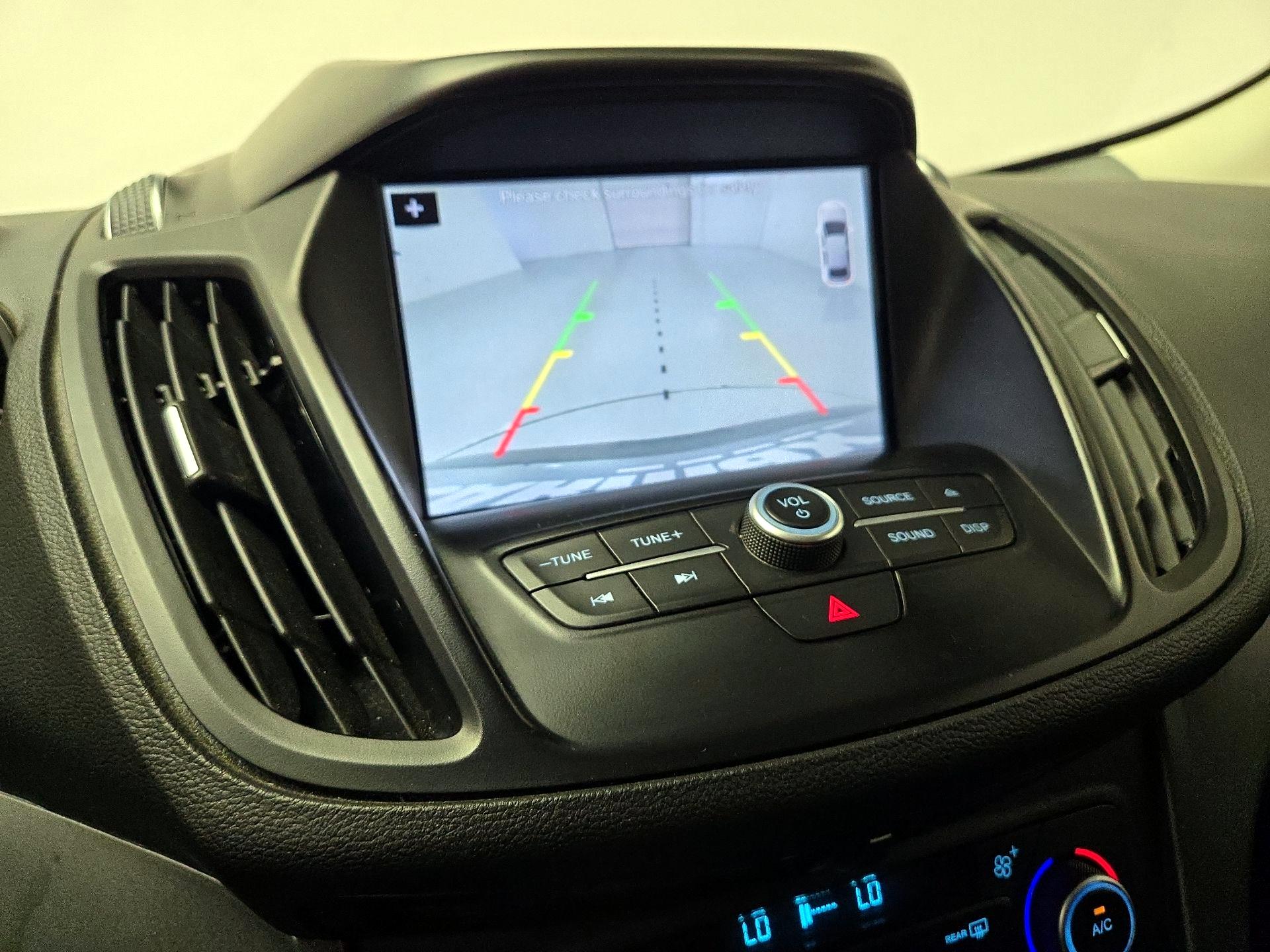 Thumbnail: 2018 Ford Escape - 15