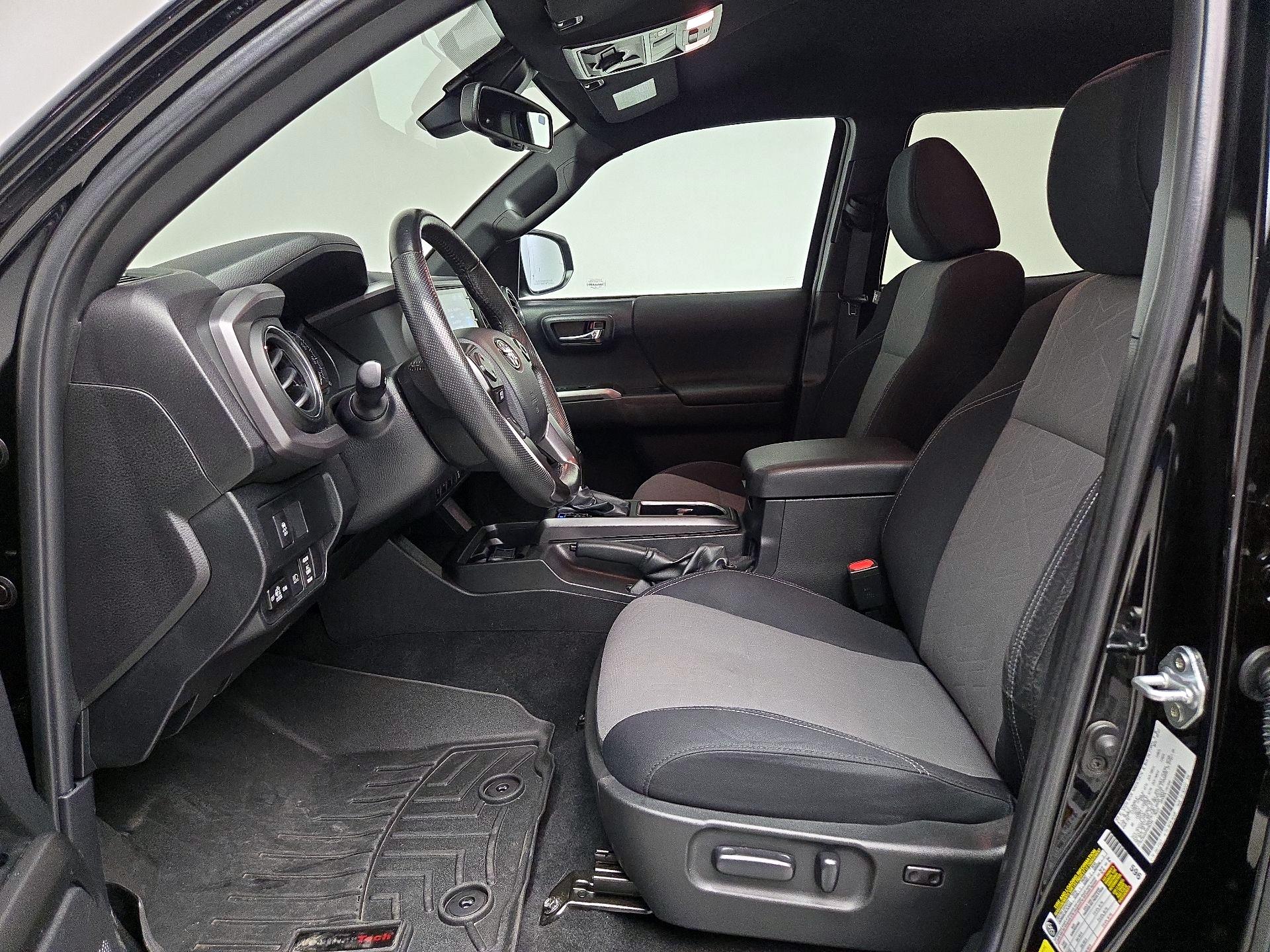 Thumbnail: 2023 Toyota Tacoma - 11