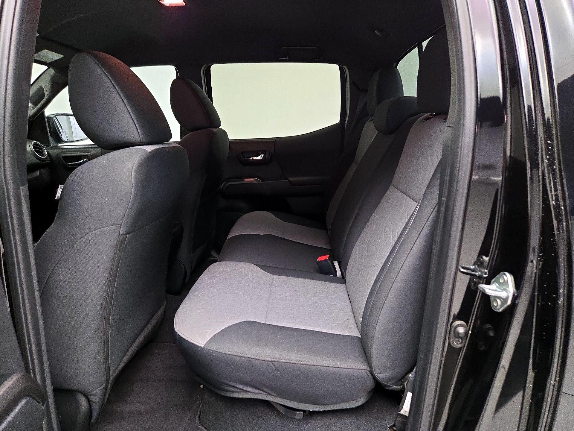 Thumbnail: 2023 Toyota Tacoma - 19