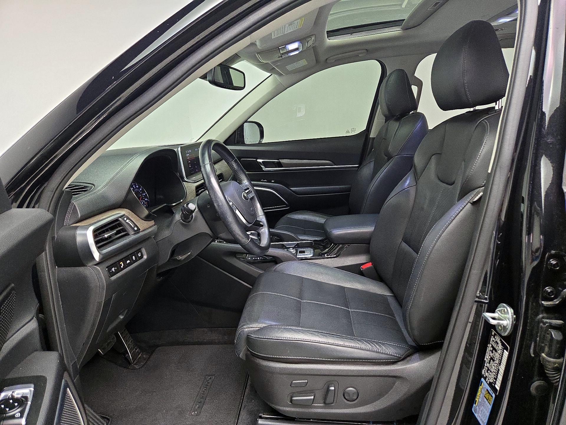 Thumbnail: 2020 Kia Telluride - 11