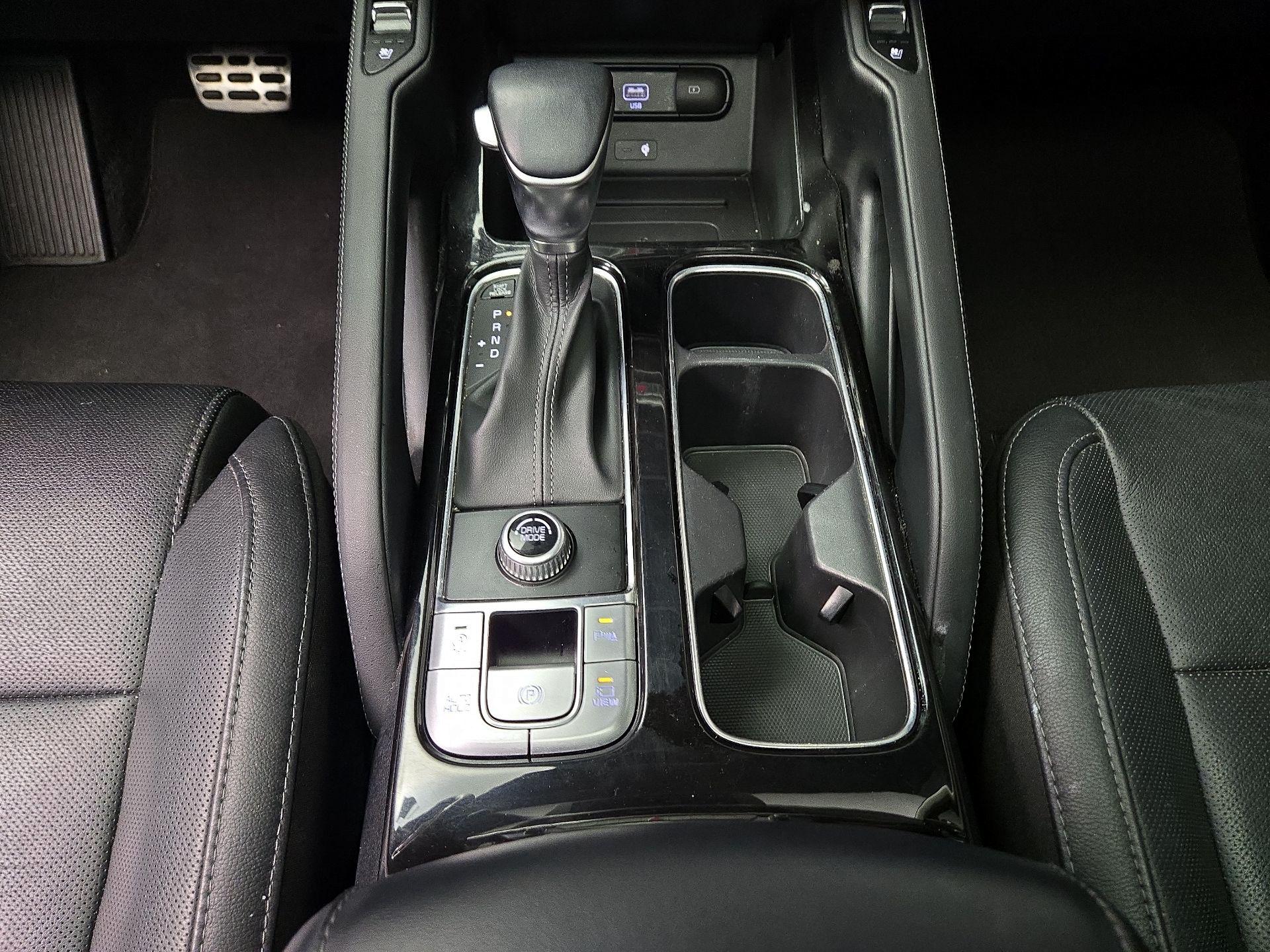 Thumbnail: 2020 Kia Telluride - 18