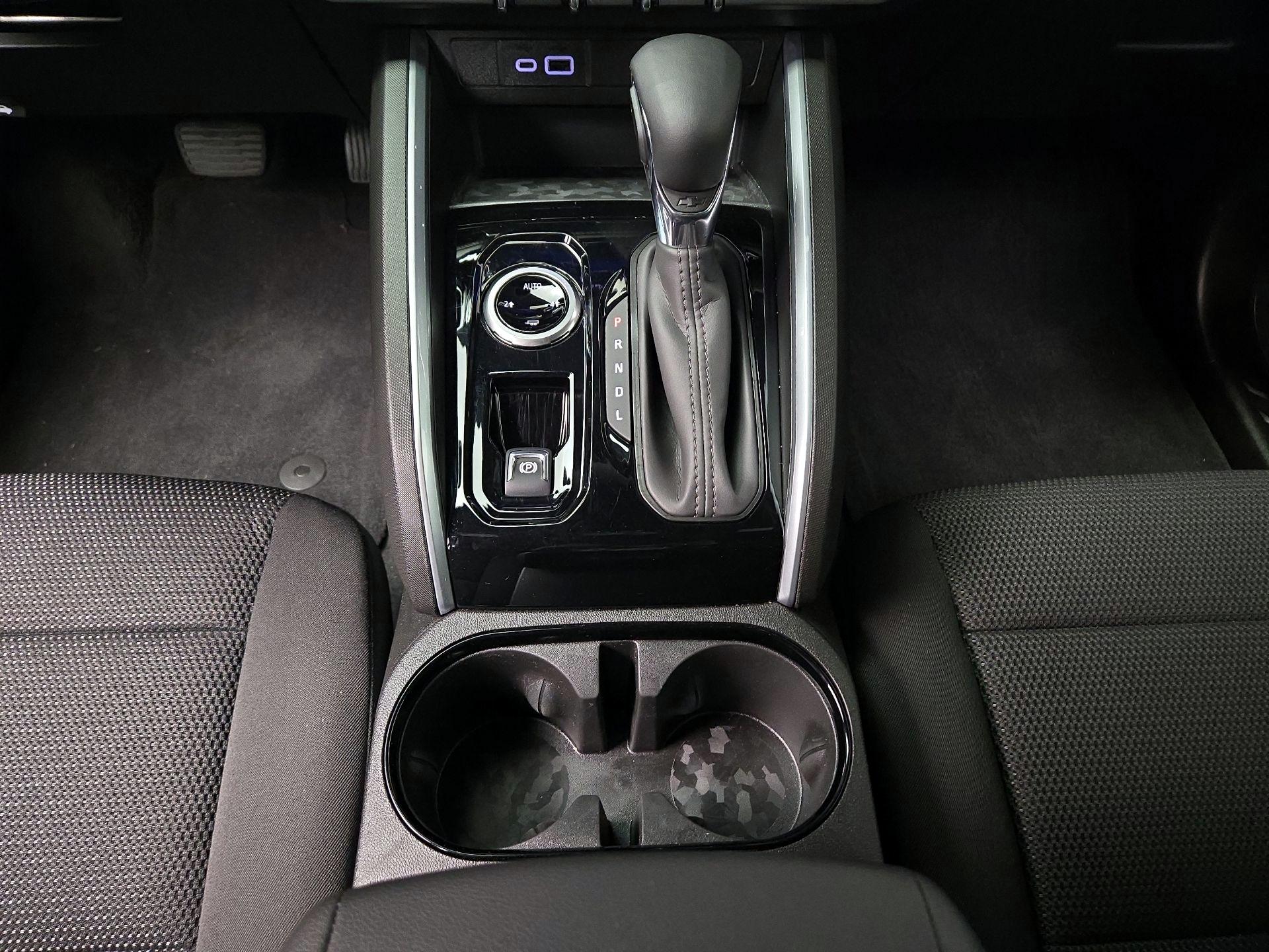 Thumbnail: 2025 Chevrolet Colorado - 18