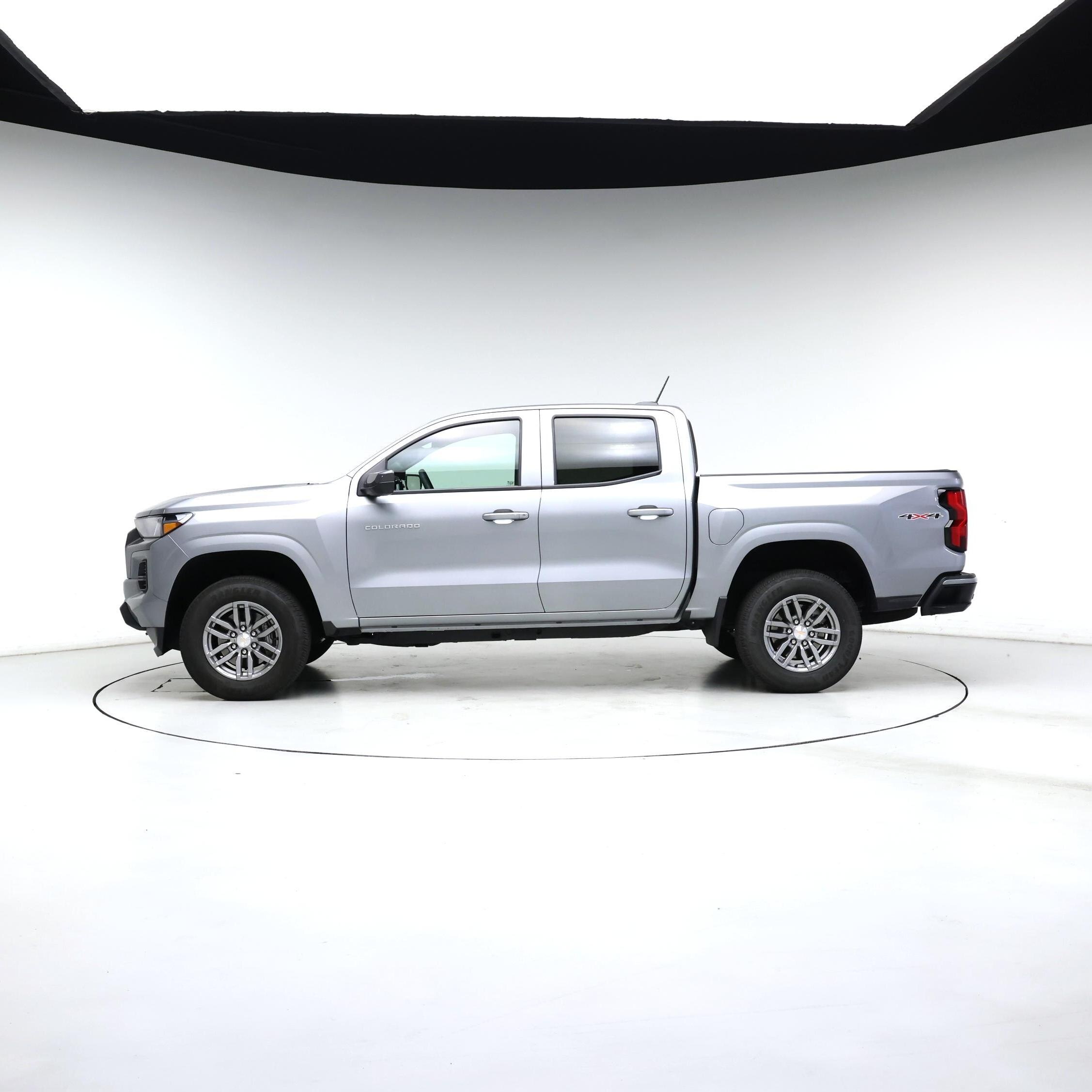 Thumbnail: 2025 Chevrolet Colorado - 3