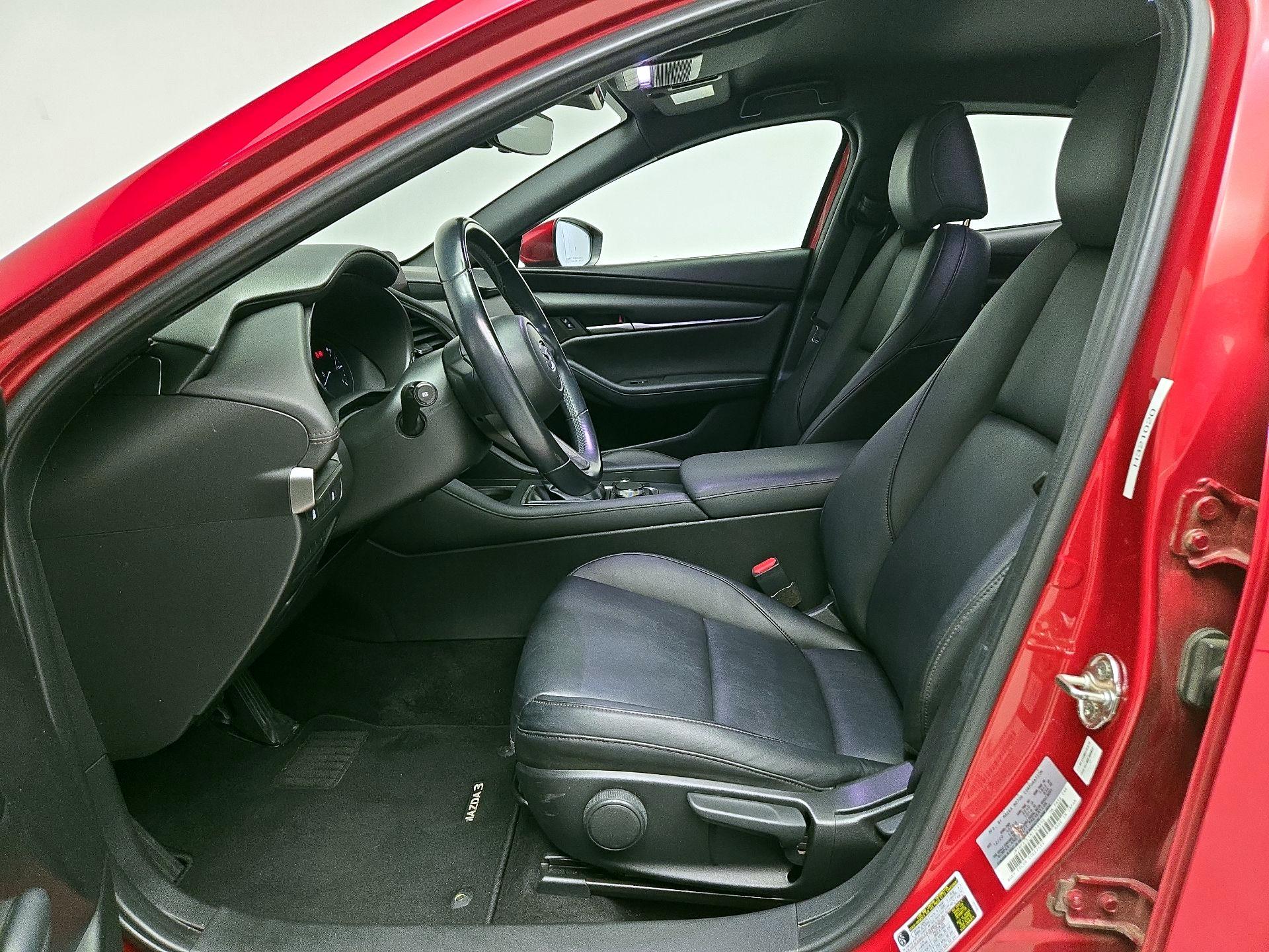 Thumbnail: 2021 Mazda Mazda3 - 11