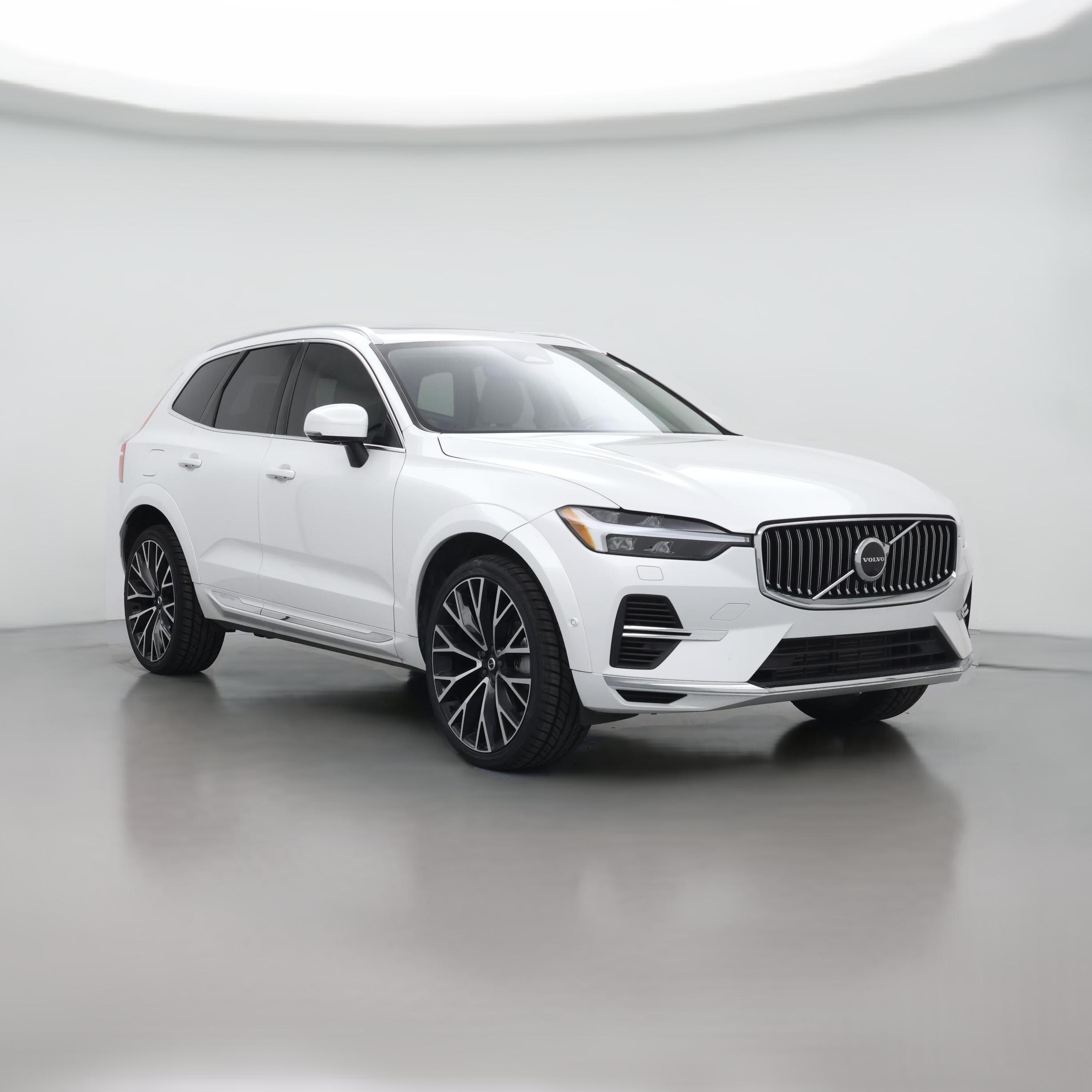 Thumbnail: 2022 Volvo XC60 - 1