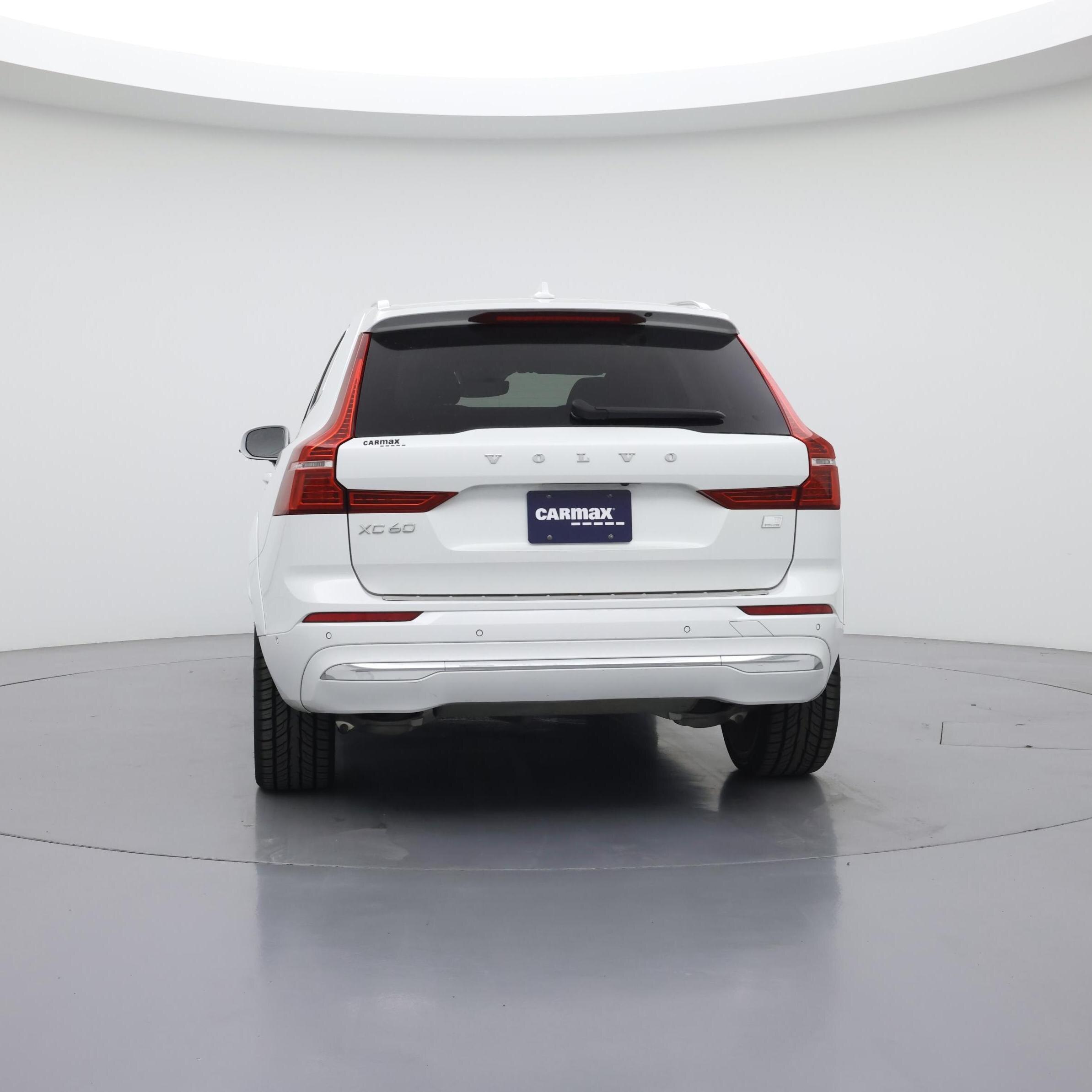 Thumbnail: 2022 Volvo XC60 - 6