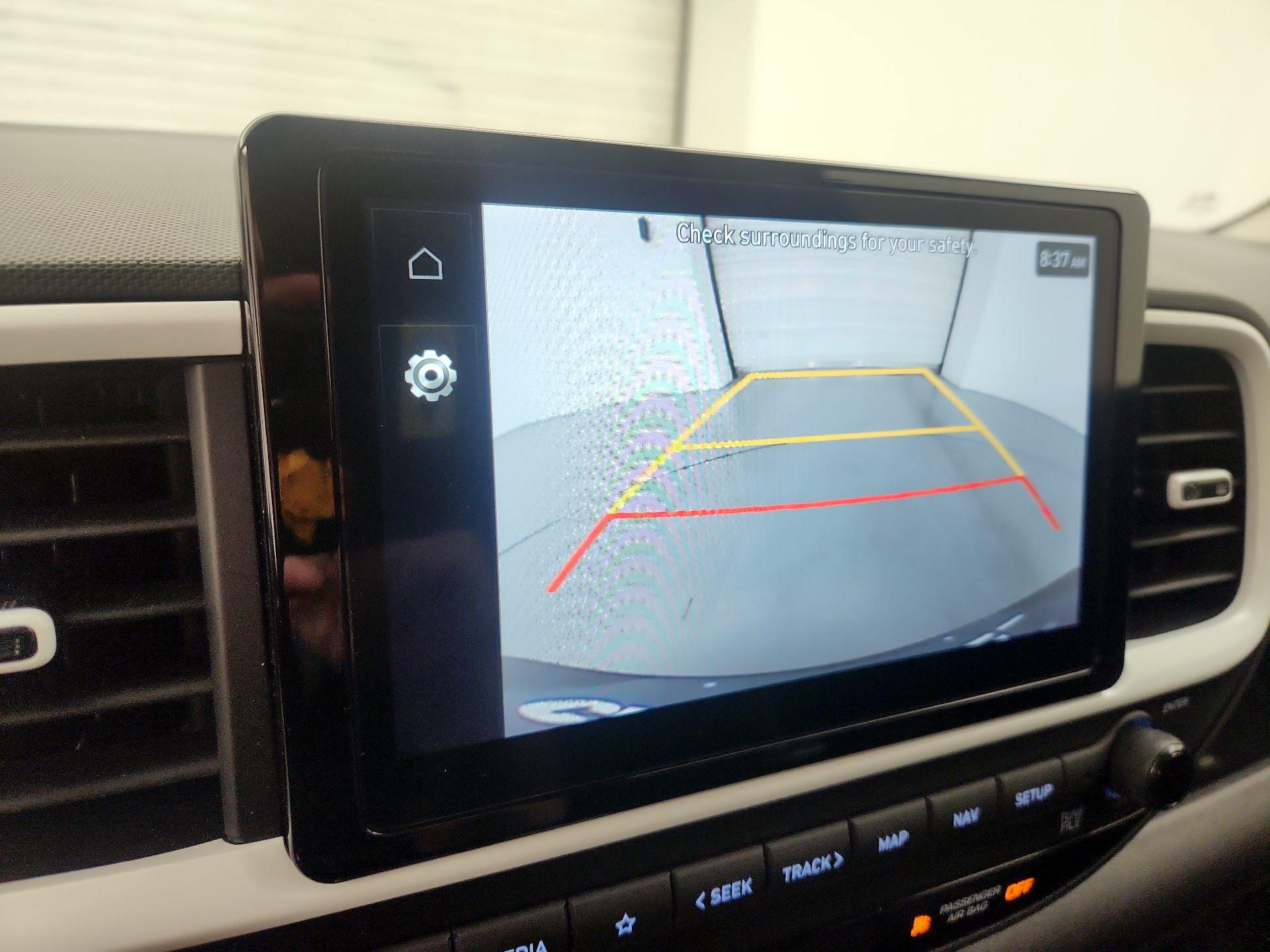 Thumbnail: 2023 Hyundai Venue - 15