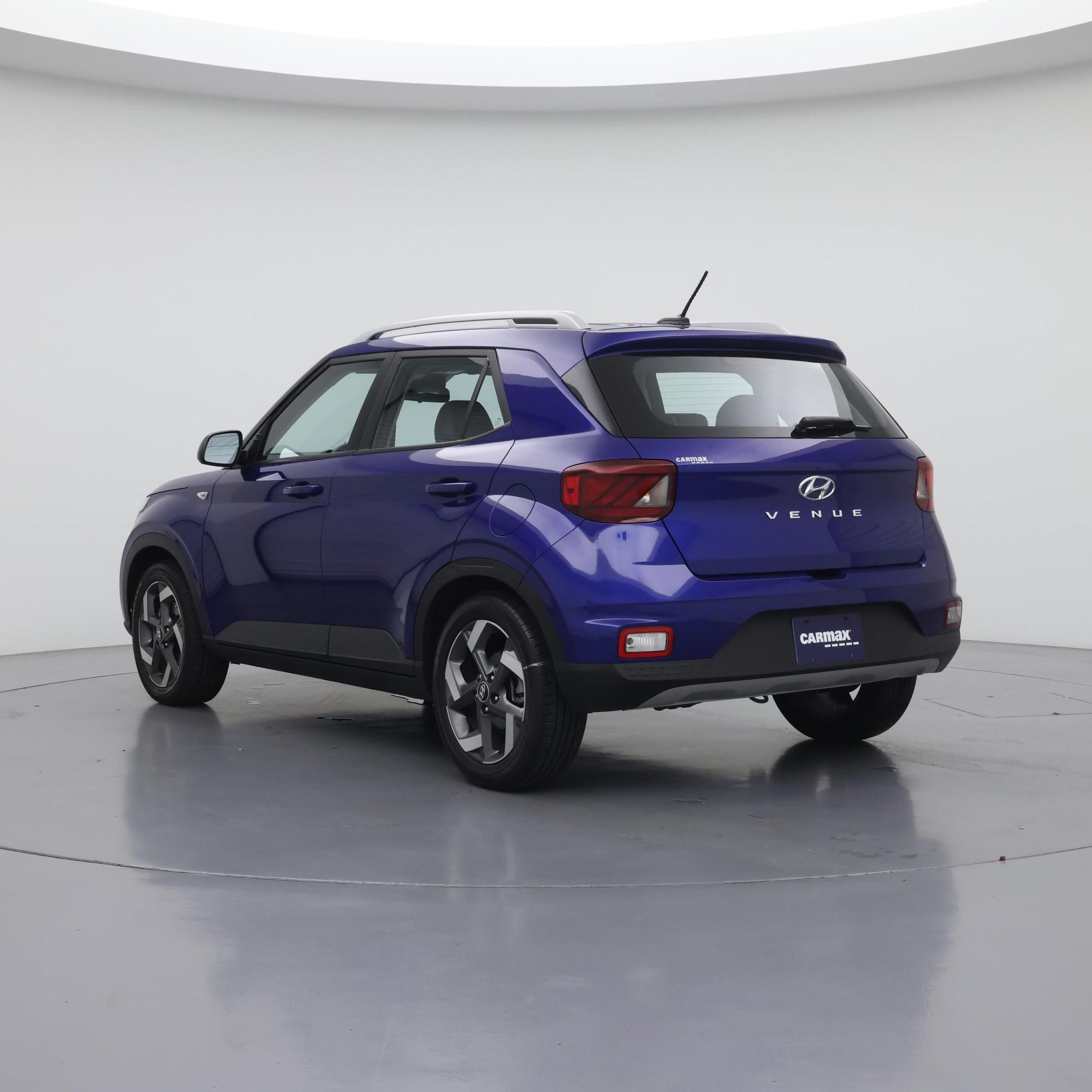 Thumbnail: 2023 Hyundai Venue - 2