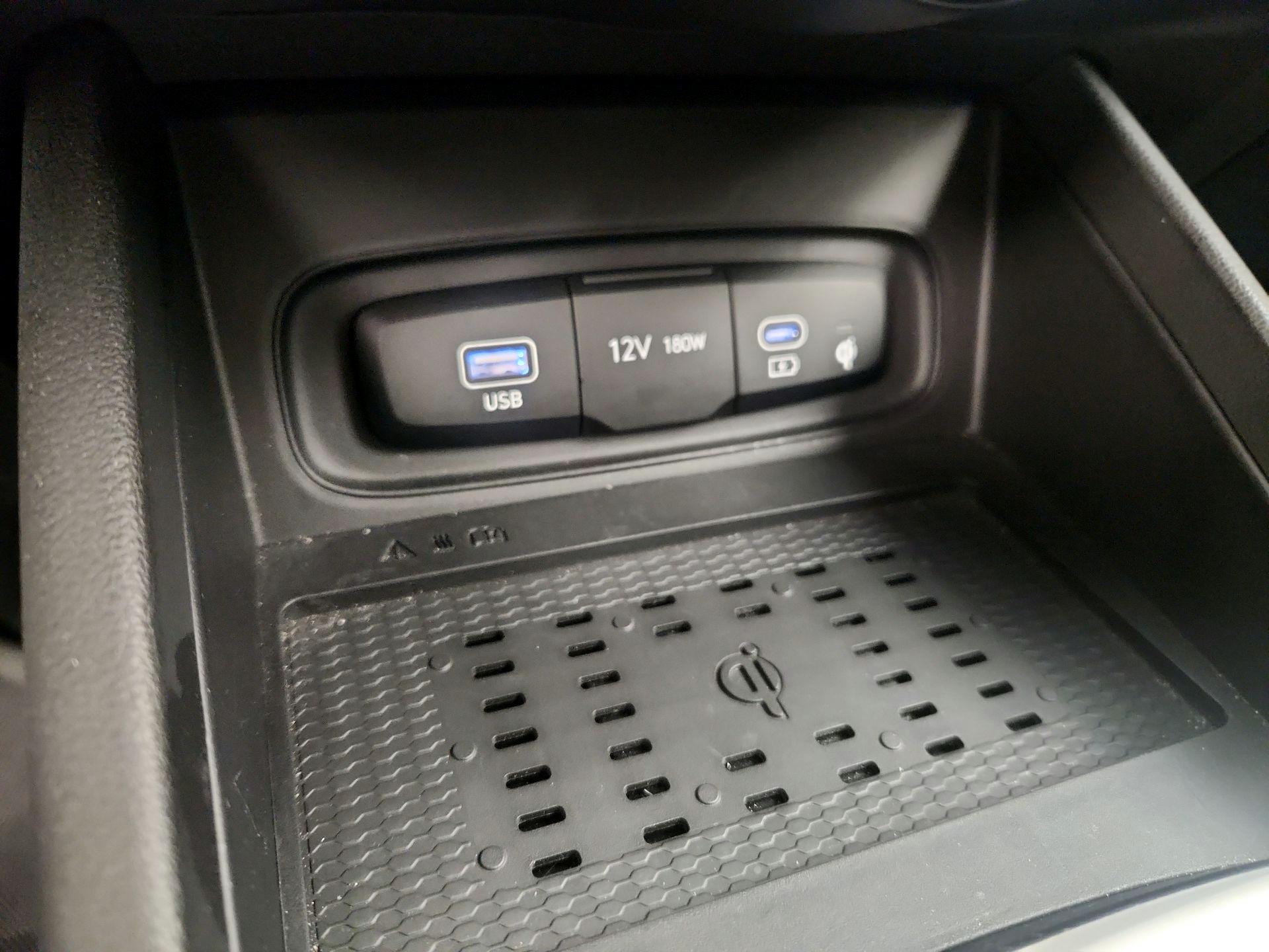 Thumbnail: 2023 Hyundai Venue - 19