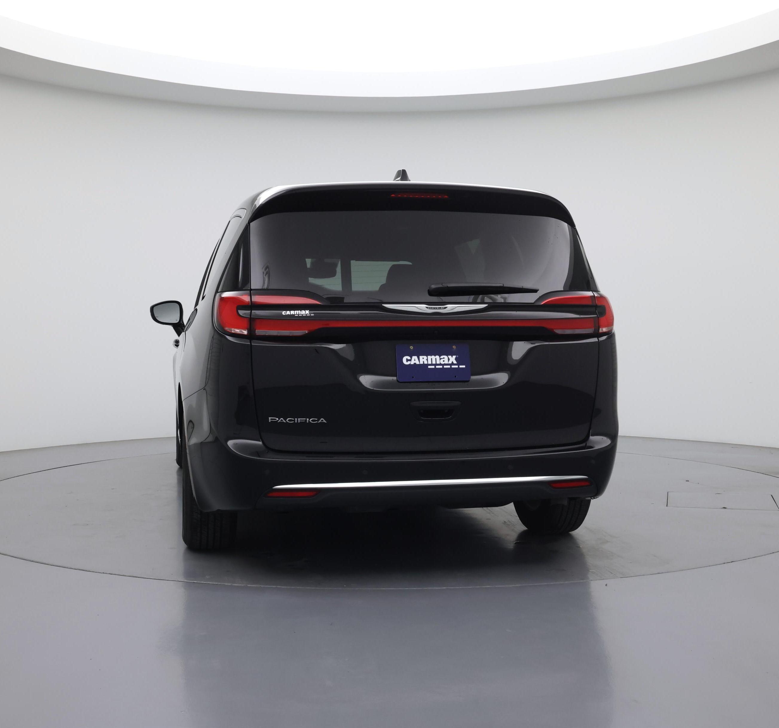 Thumbnail: 2025 Chrysler Pacifica - 6