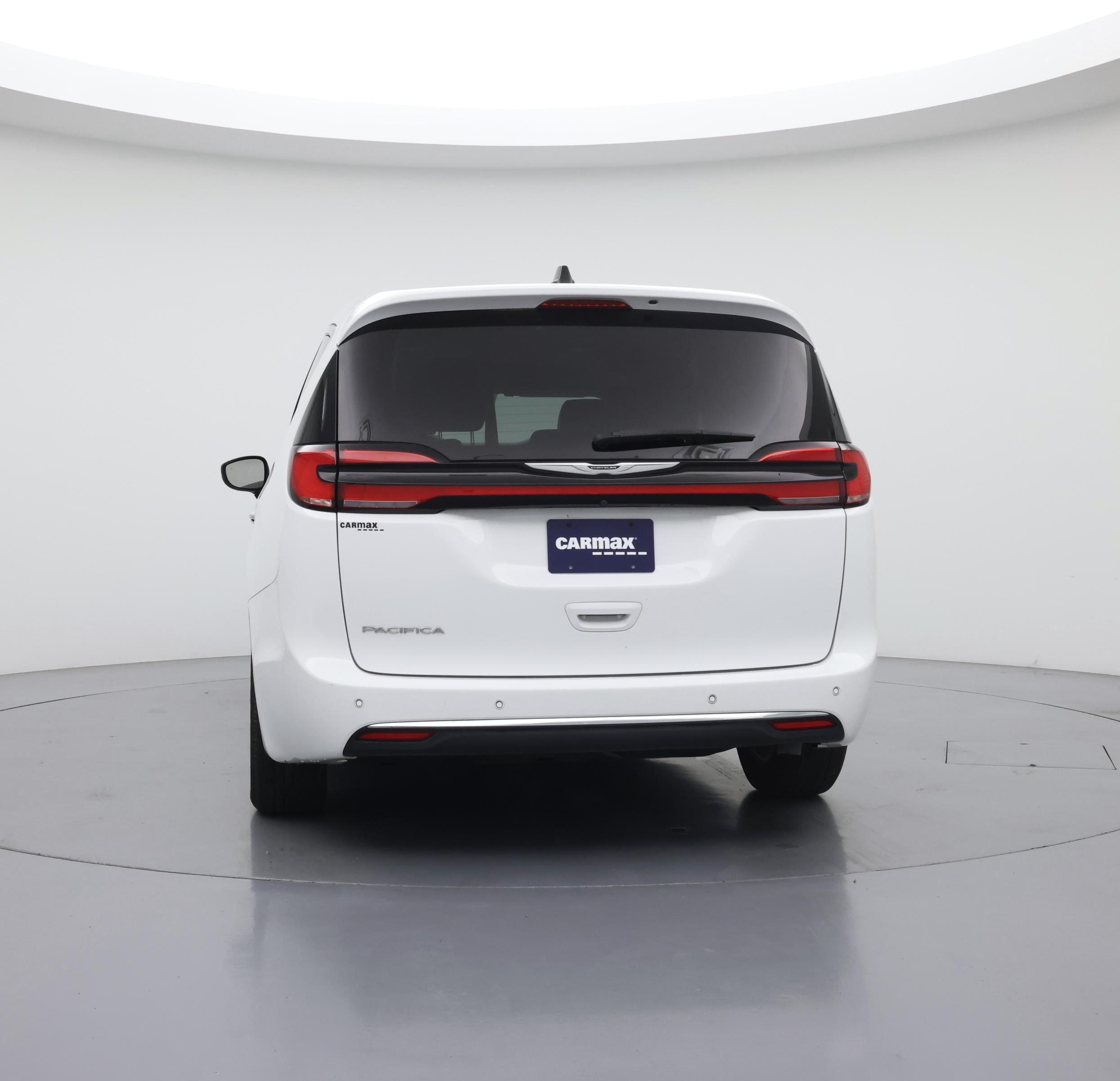 Thumbnail: 2023 Chrysler Pacifica - 6