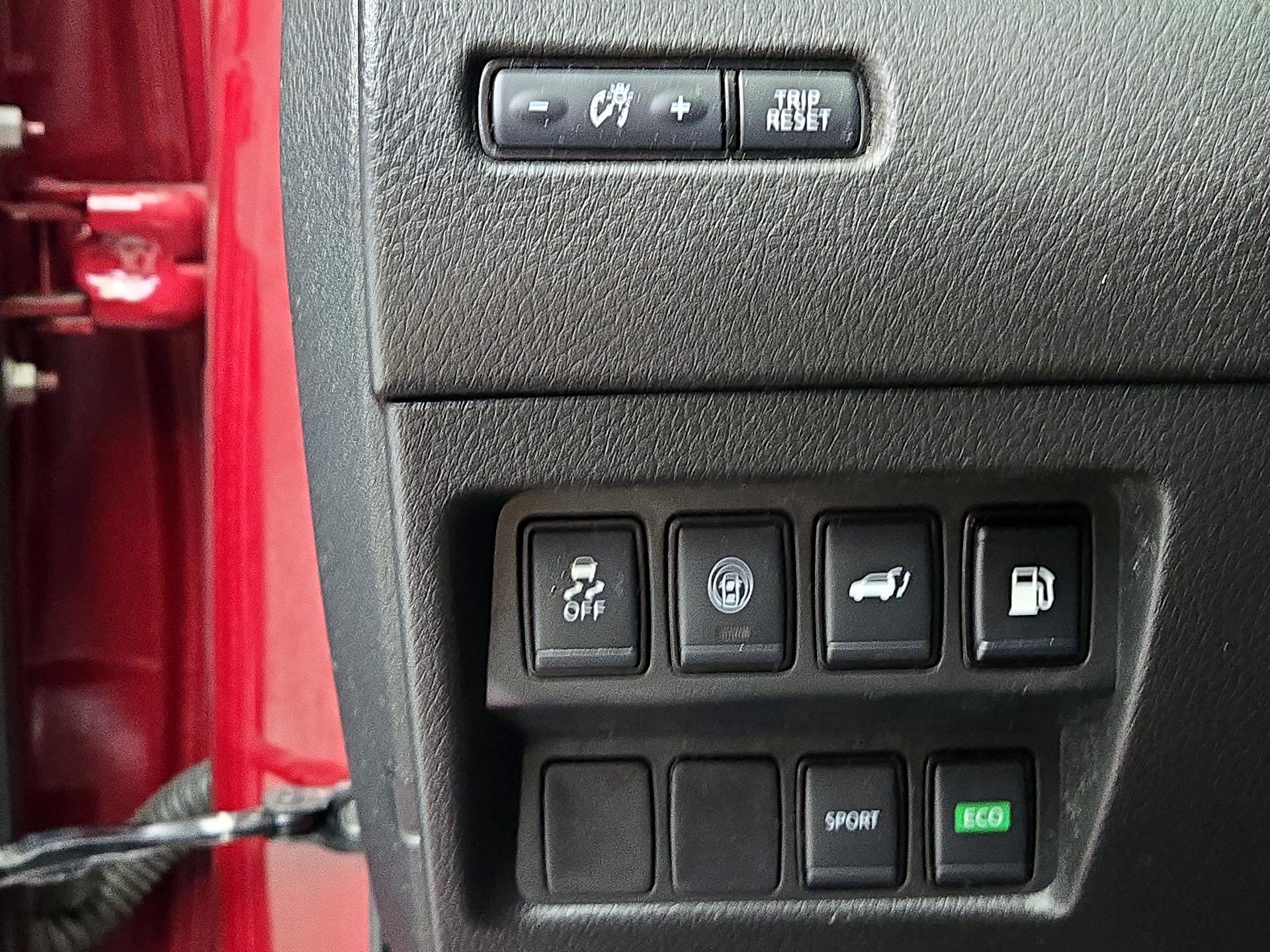 Thumbnail: 2020 Nissan Rogue - 13