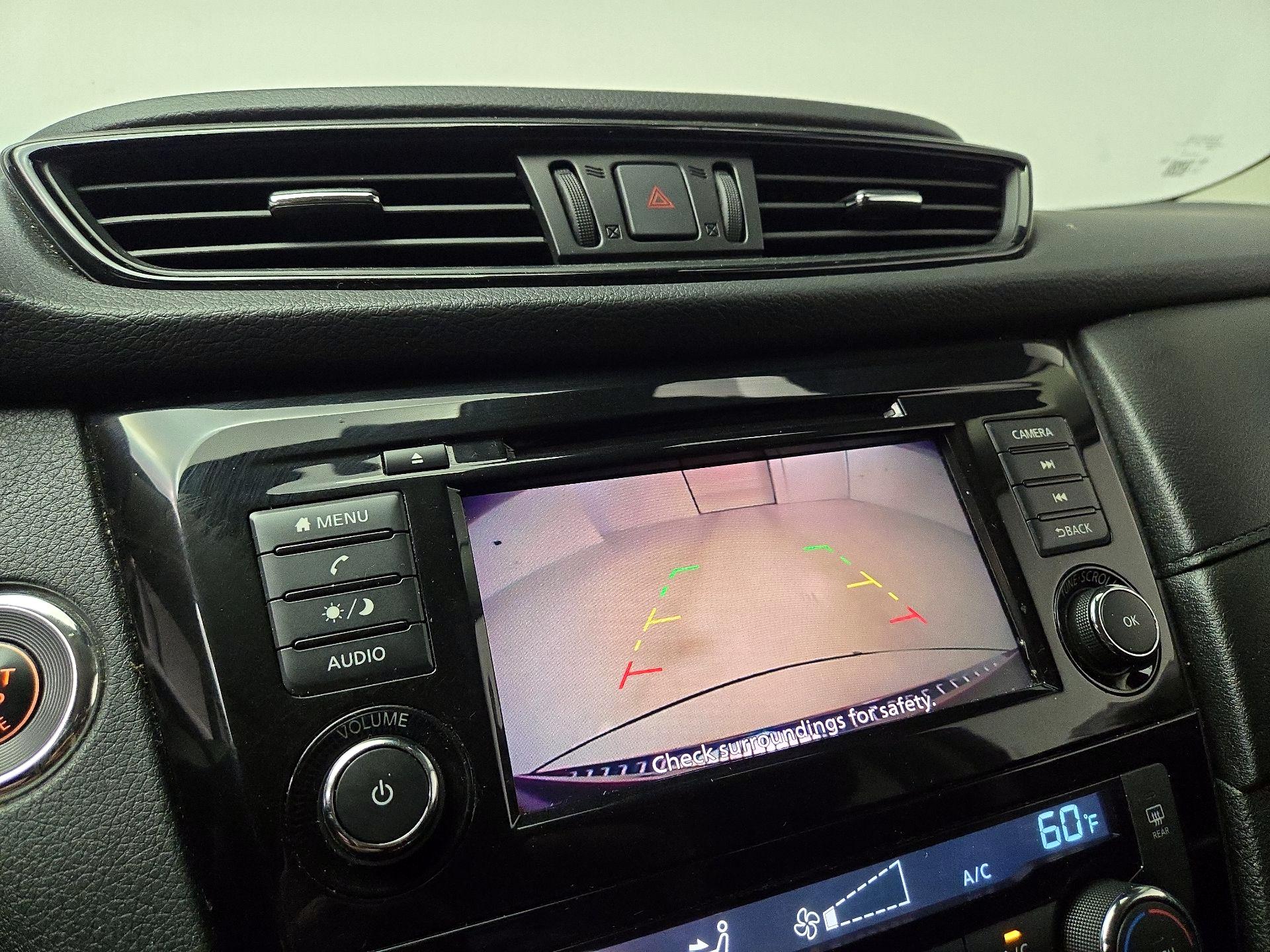 Thumbnail: 2020 Nissan Rogue - 14