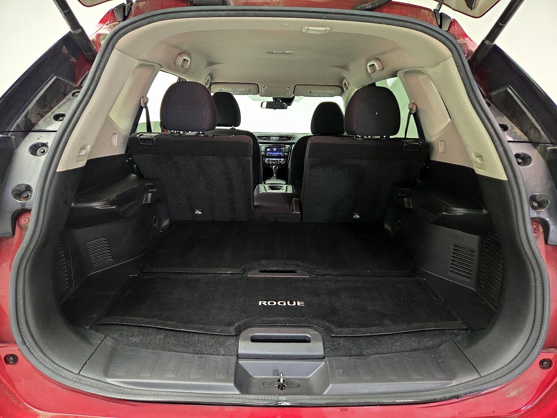 Thumbnail: 2020 Nissan Rogue - 20