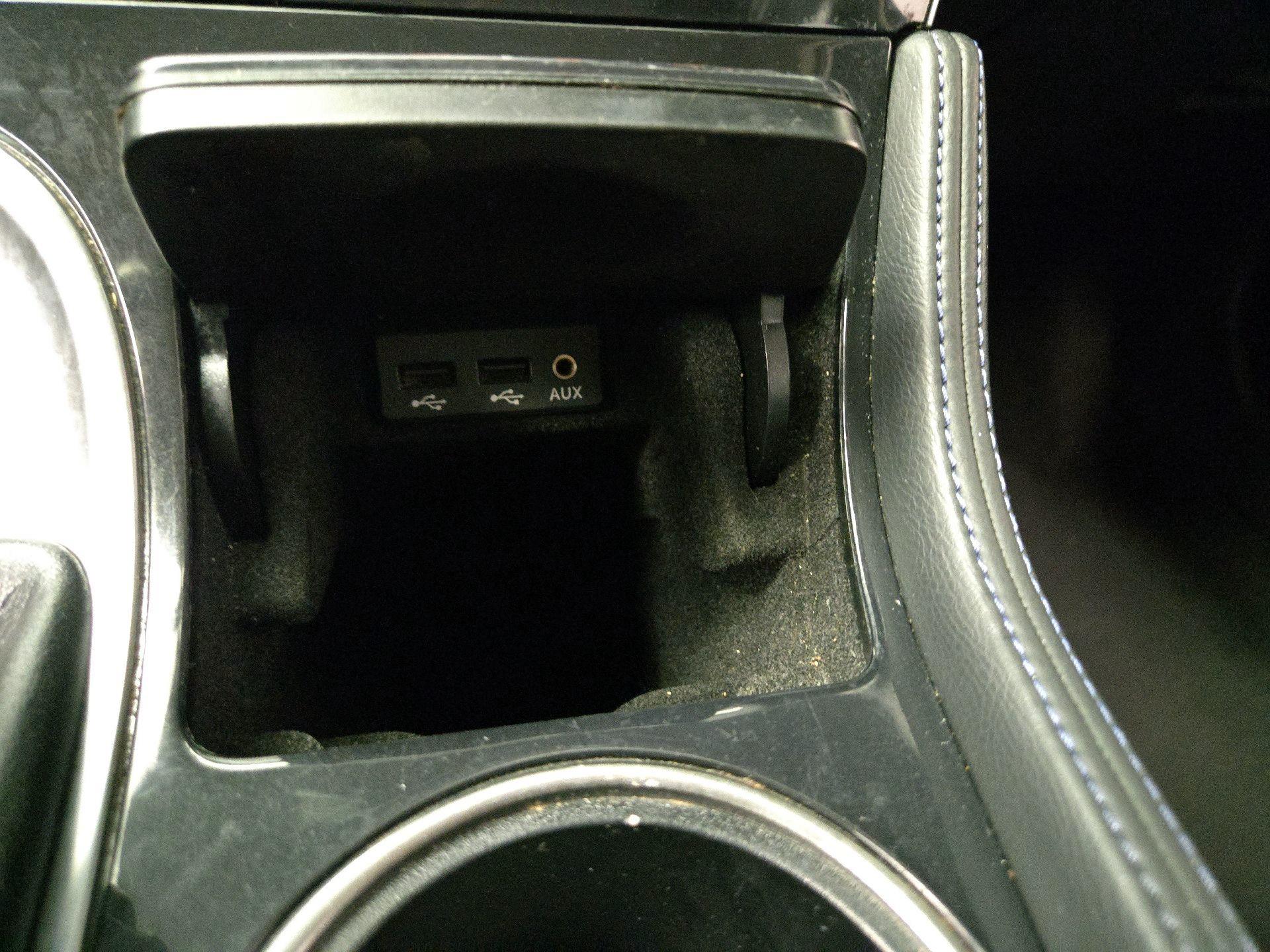 Thumbnail: 2016 Nissan Maxima - 19