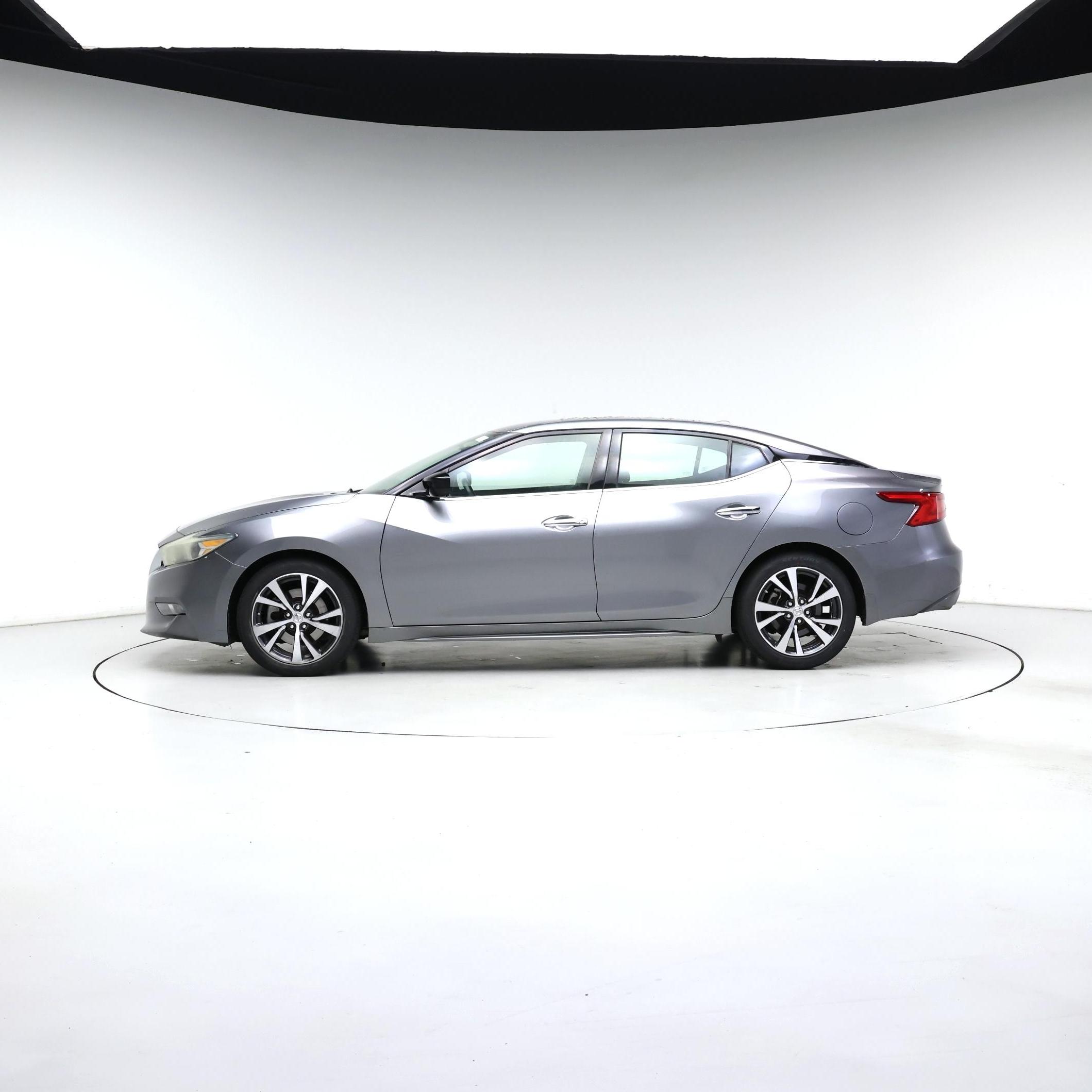 Thumbnail: 2016 Nissan Maxima - 3