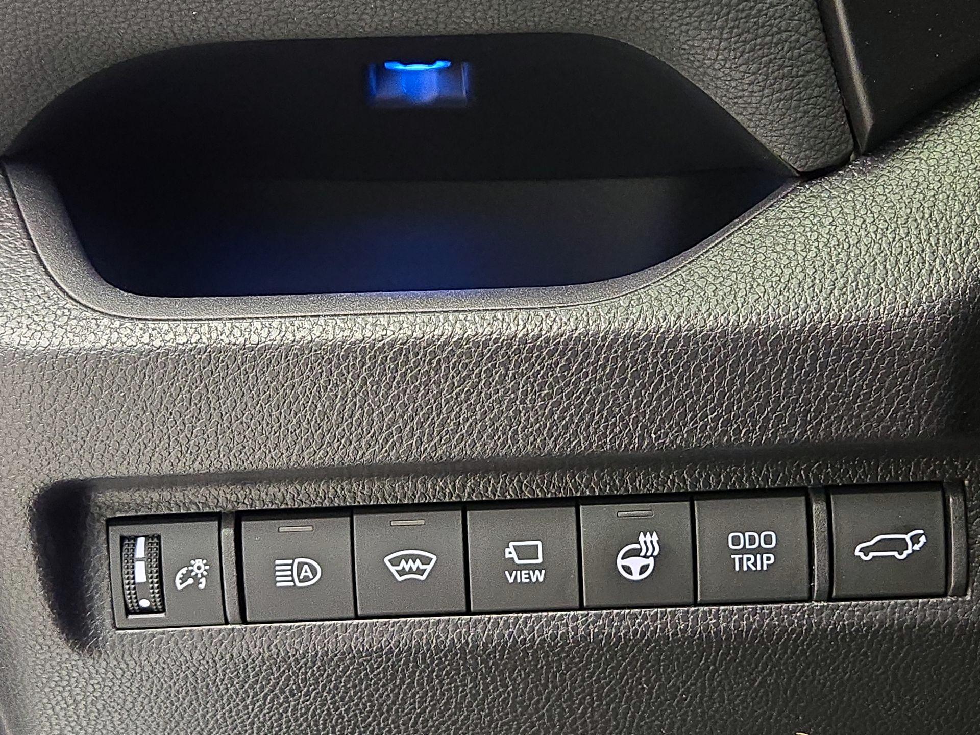 Thumbnail: 2025 Toyota RAV4 - 13