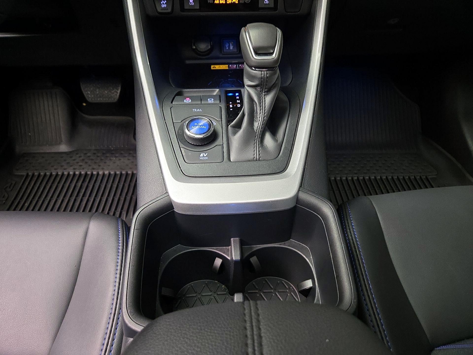 Thumbnail: 2025 Toyota RAV4 - 18