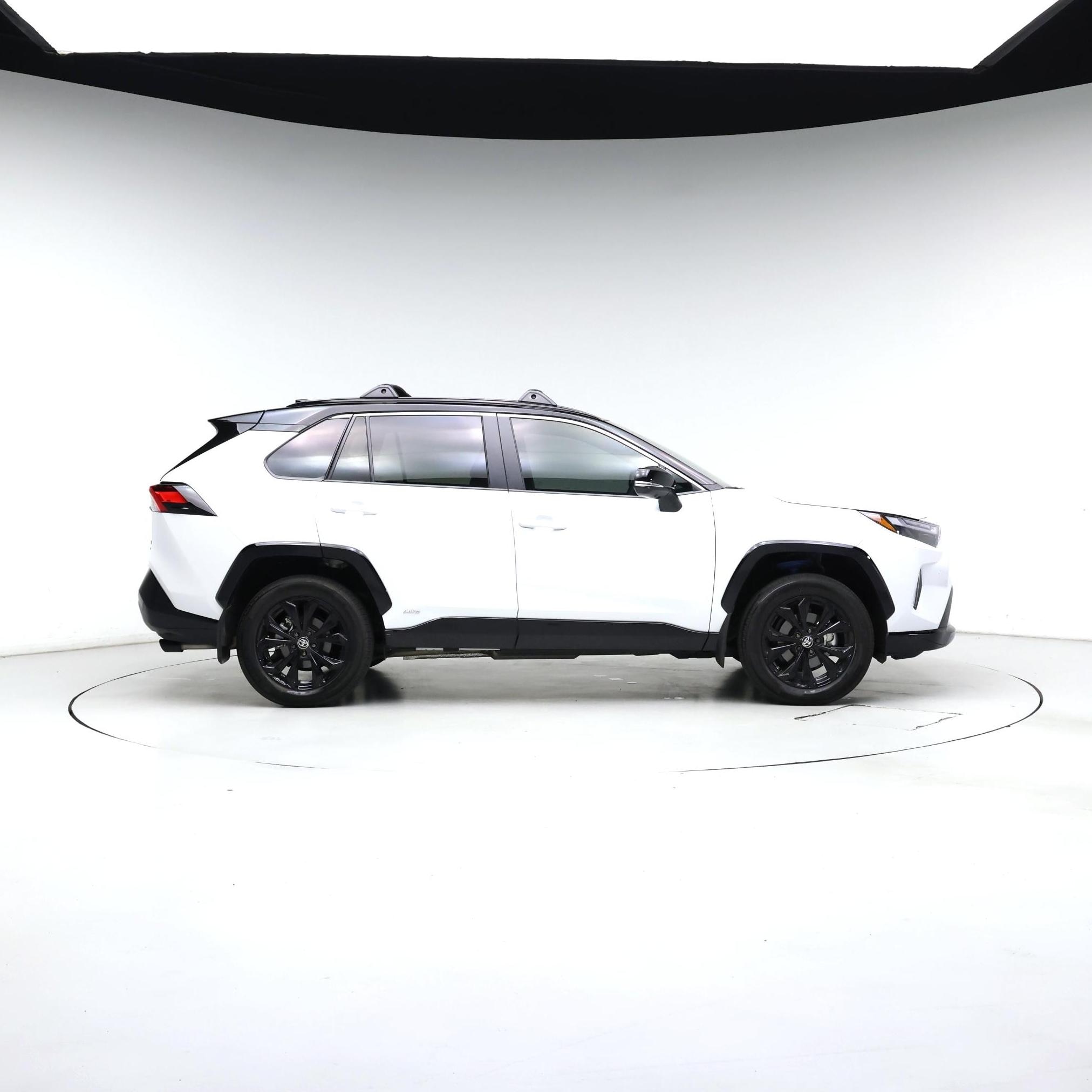 Thumbnail: 2025 Toyota RAV4 - 7