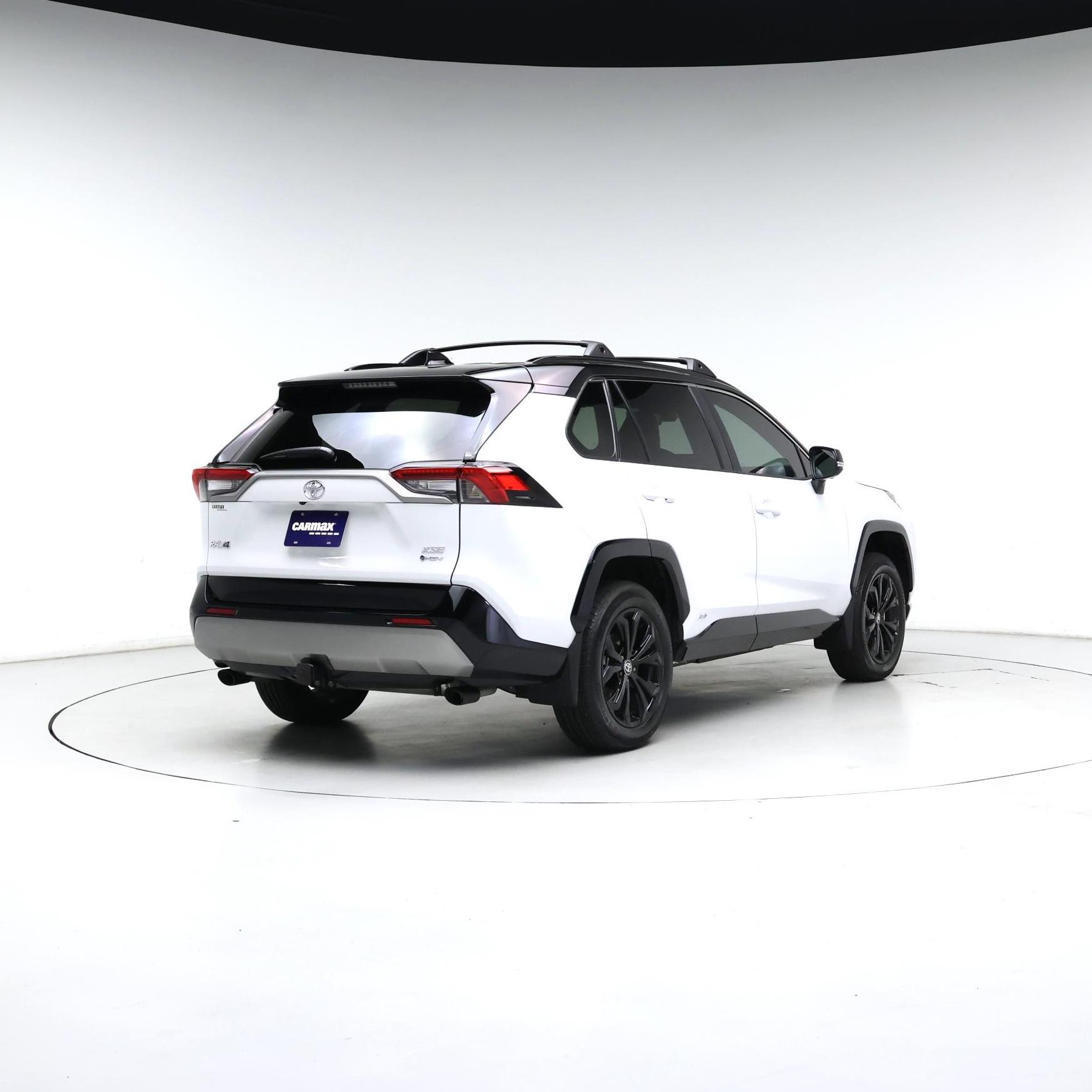 Thumbnail: 2025 Toyota RAV4 - 8