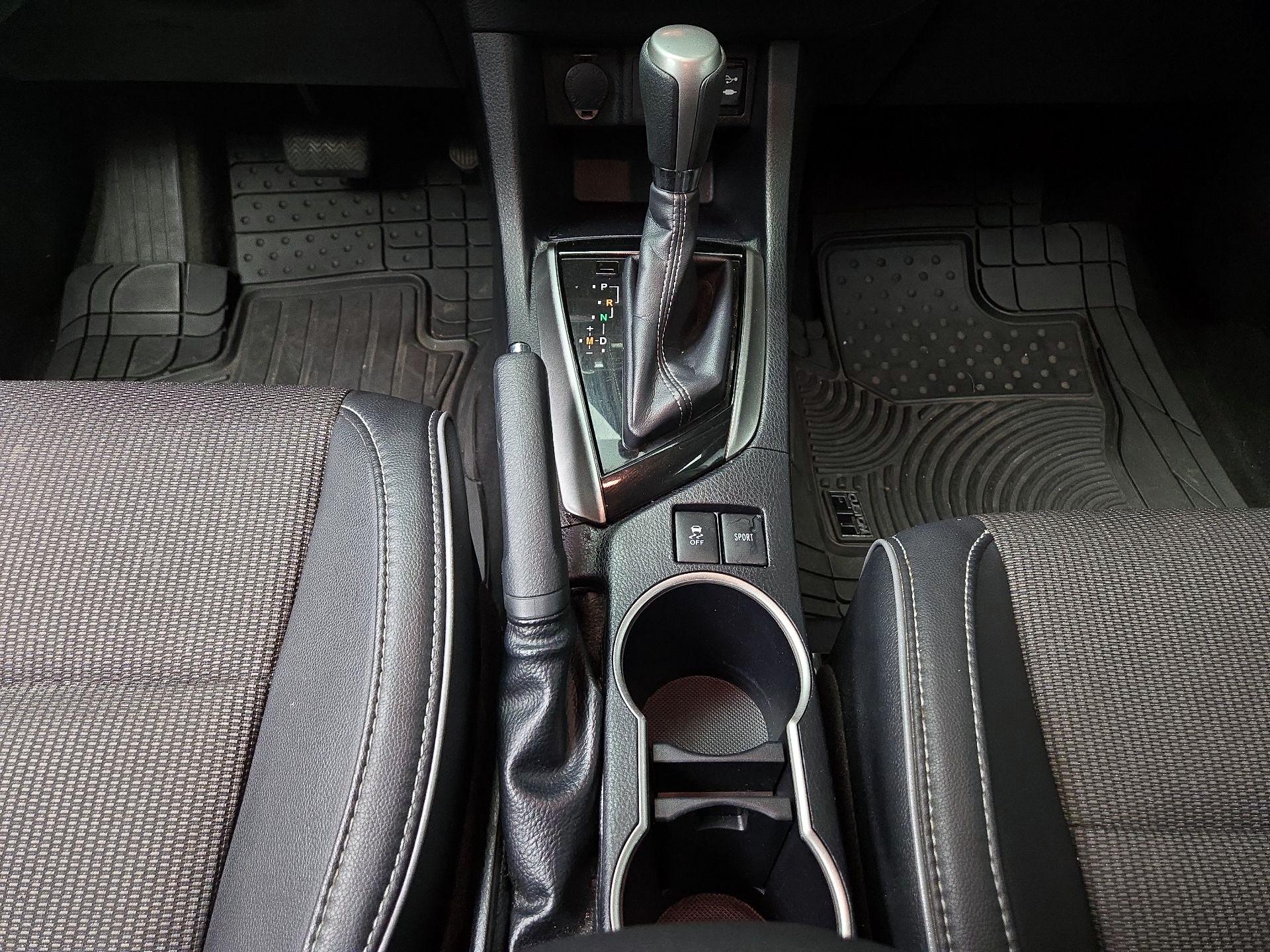 Thumbnail: 2016 Toyota Corolla - 17