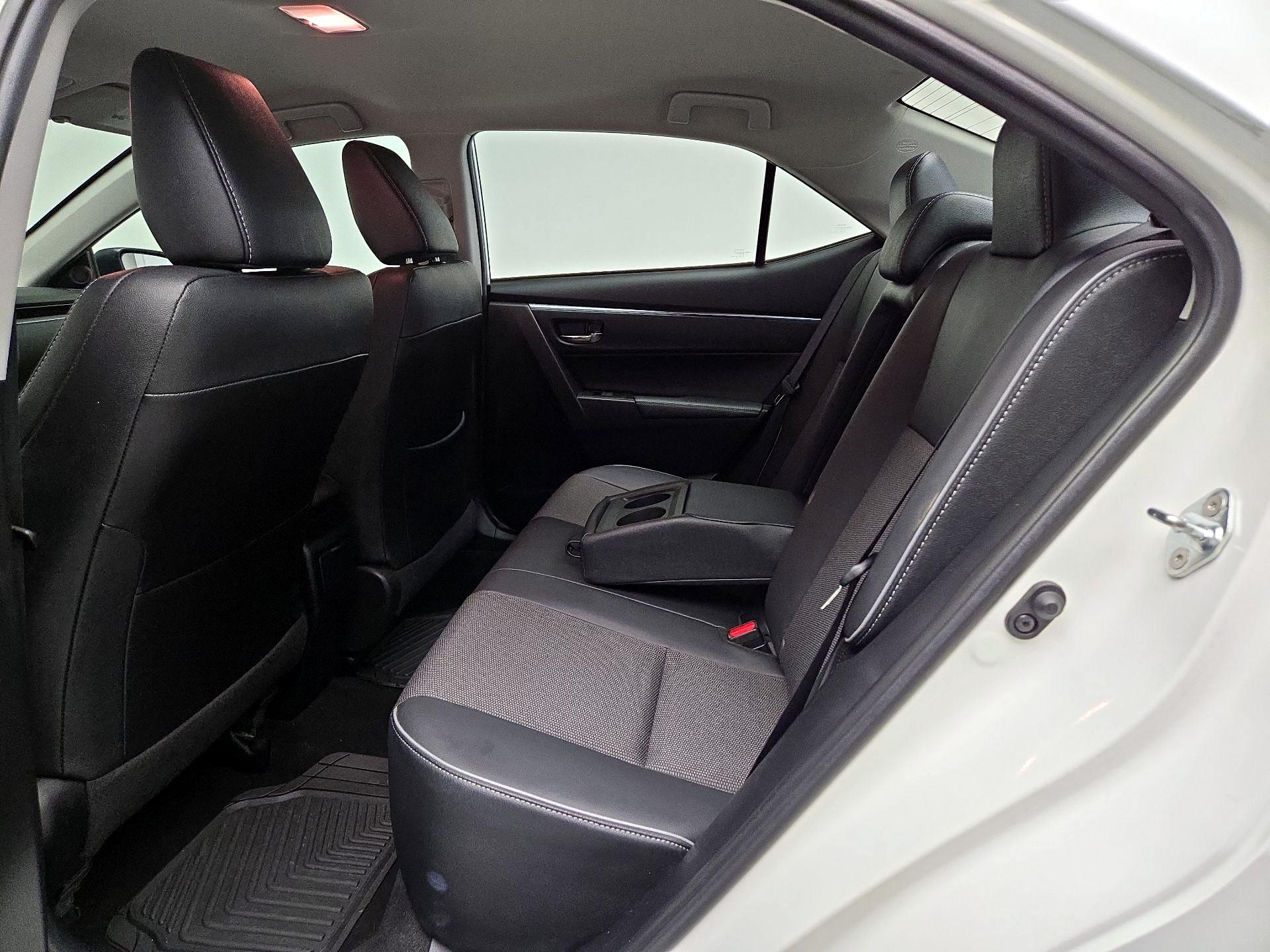 Thumbnail: 2016 Toyota Corolla - 19