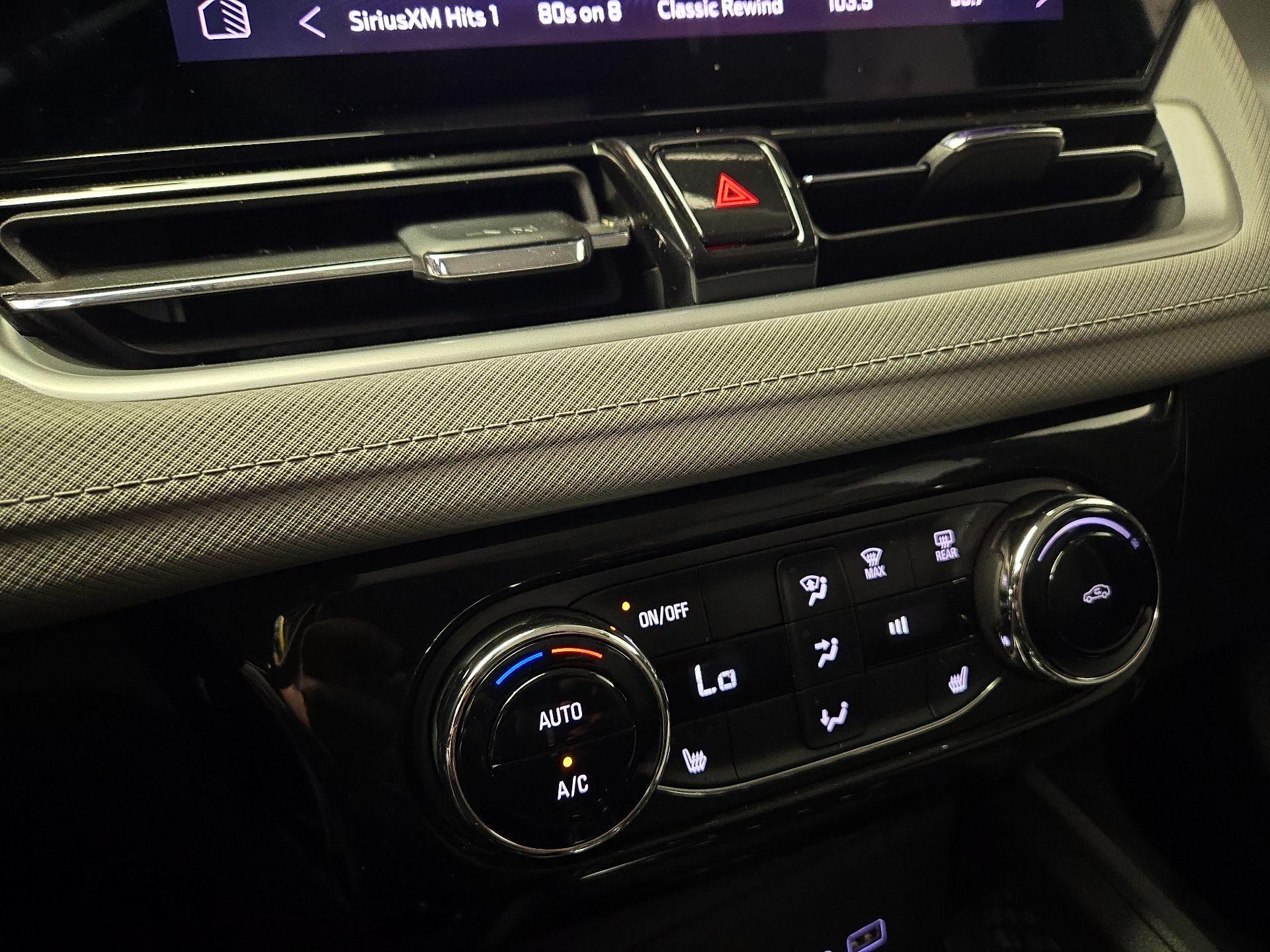 Thumbnail: 2025 Chevrolet TrailBlazer - 16