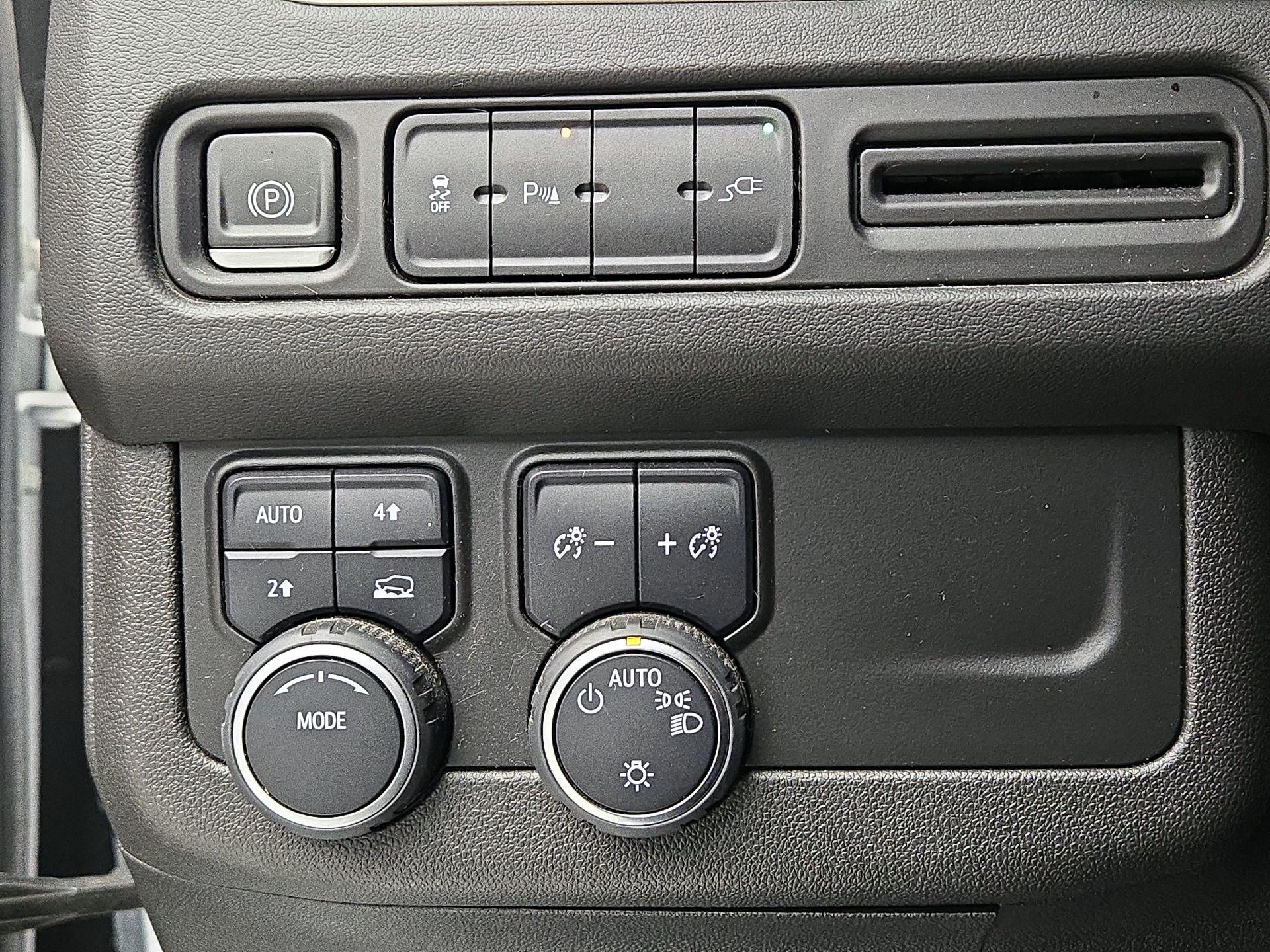 Thumbnail: 2021 Chevrolet Tahoe - 13