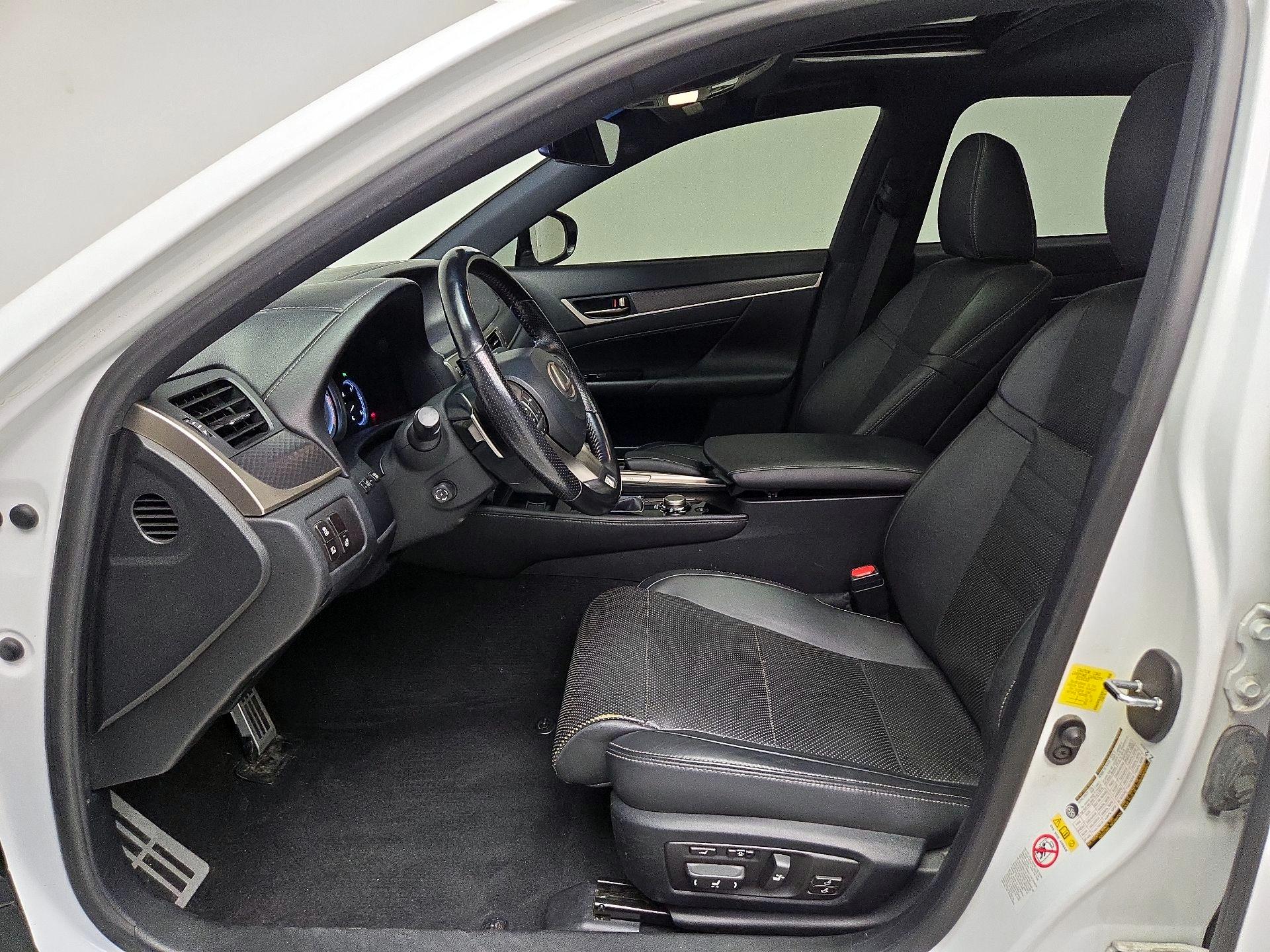 Thumbnail: 2017 Lexus GS - 11