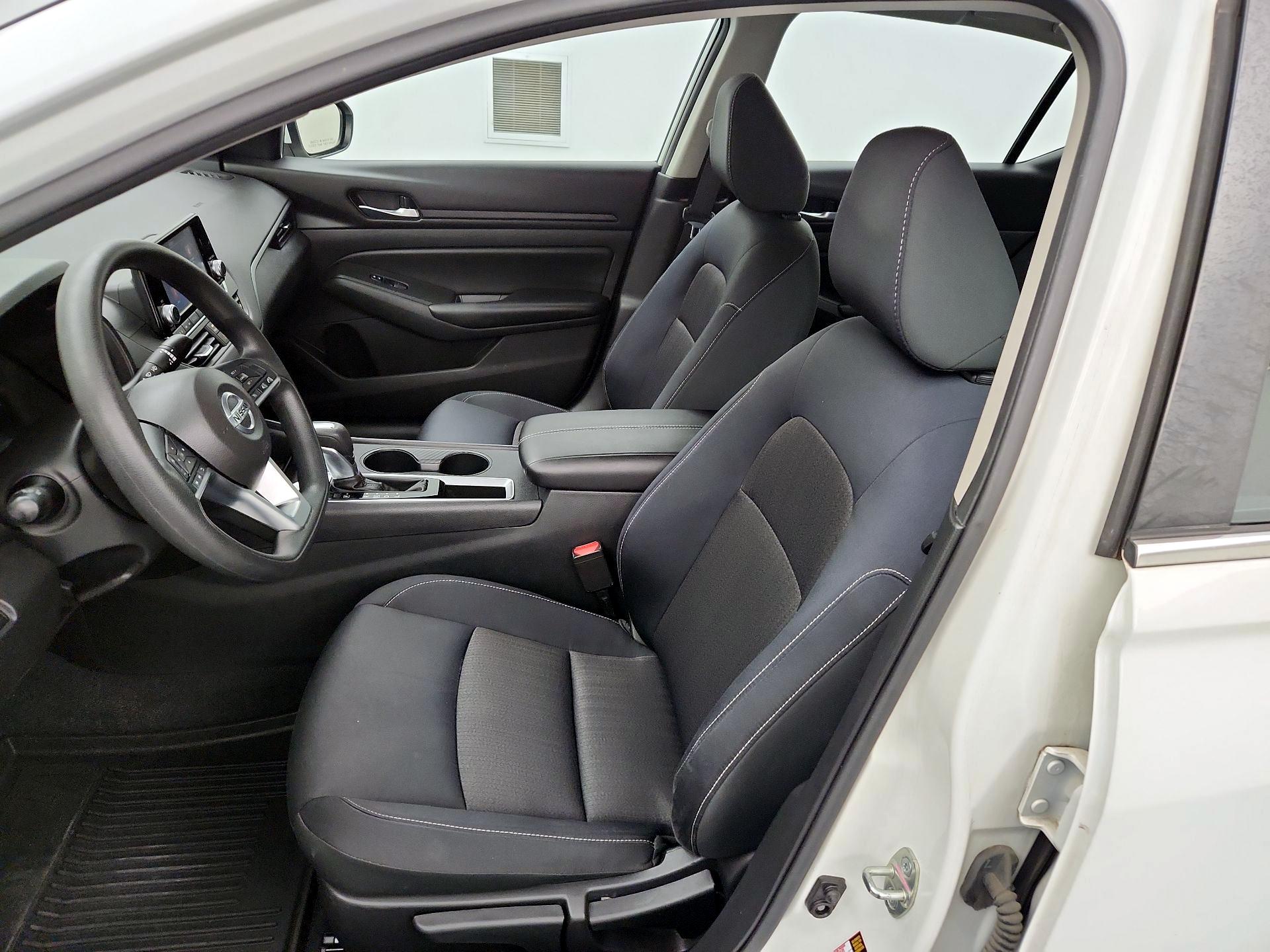 Thumbnail: 2021 Nissan Altima - 11