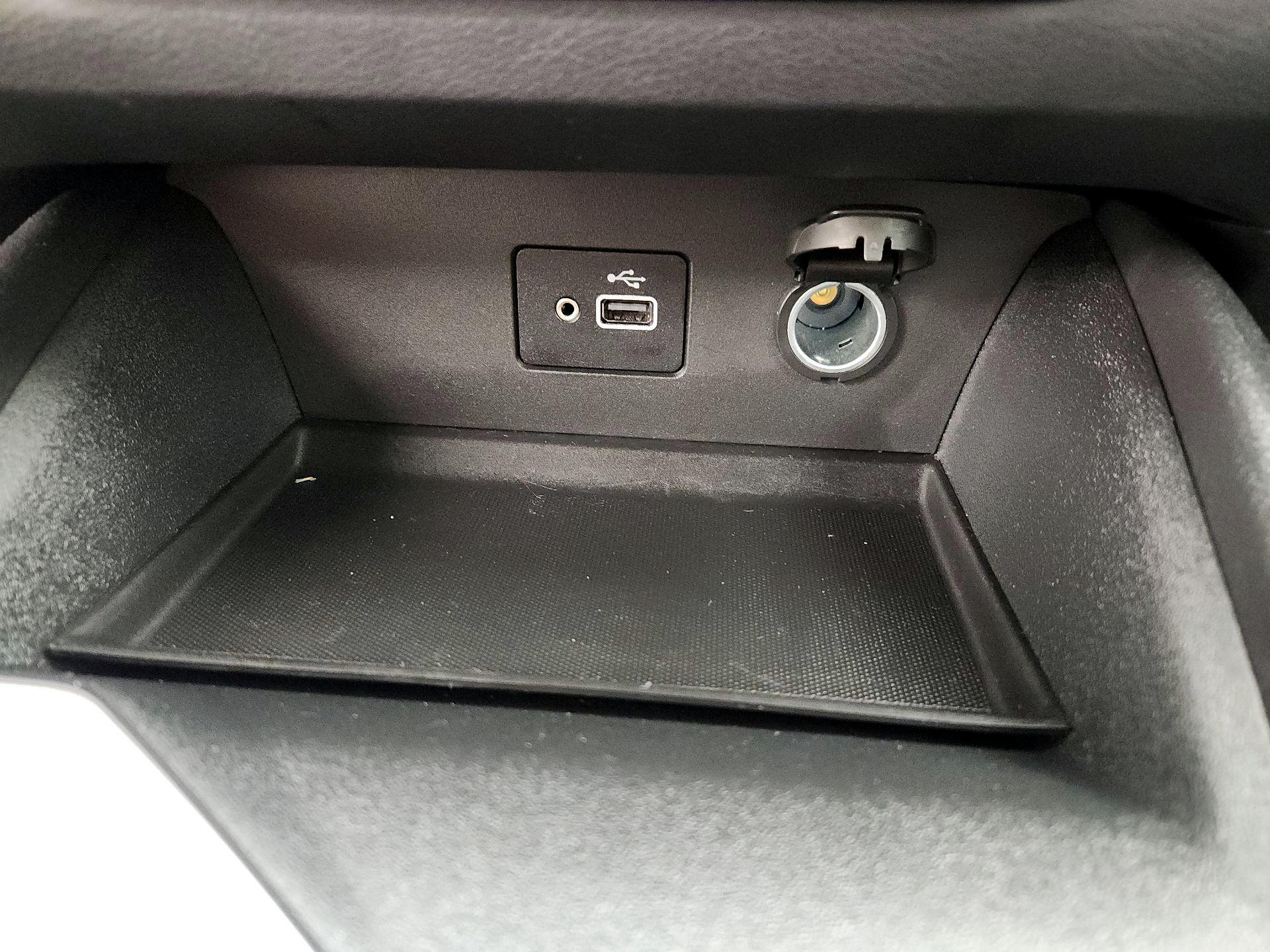 Thumbnail: 2021 Nissan Altima - 18