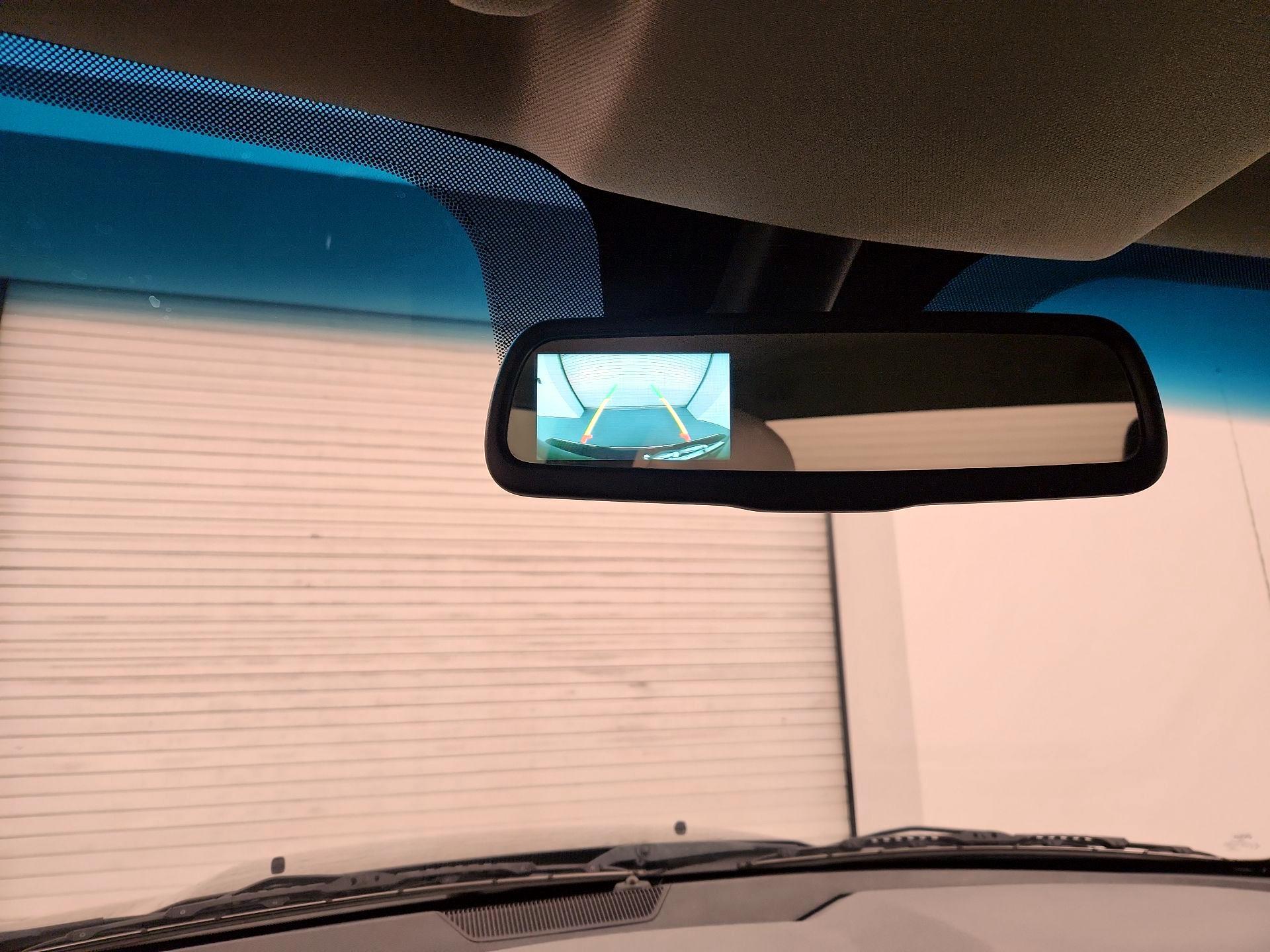 Thumbnail: 2020 RAM 1500 Classic - 14