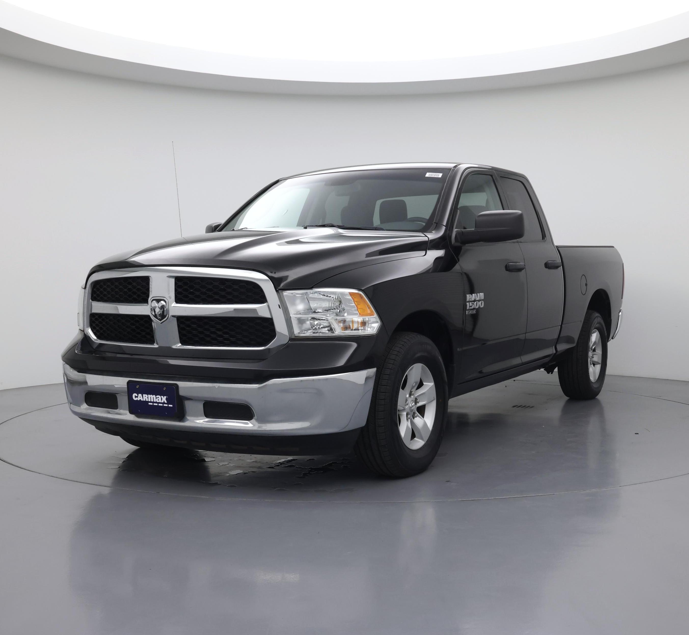 Thumbnail: 2020 RAM 1500 Classic - 4