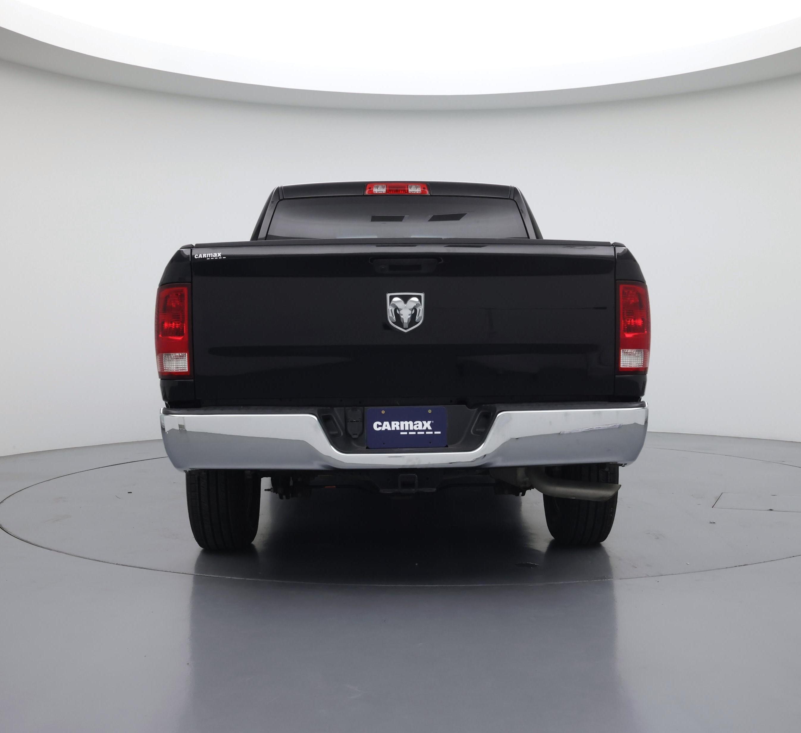 Thumbnail: 2020 RAM 1500 Classic - 6