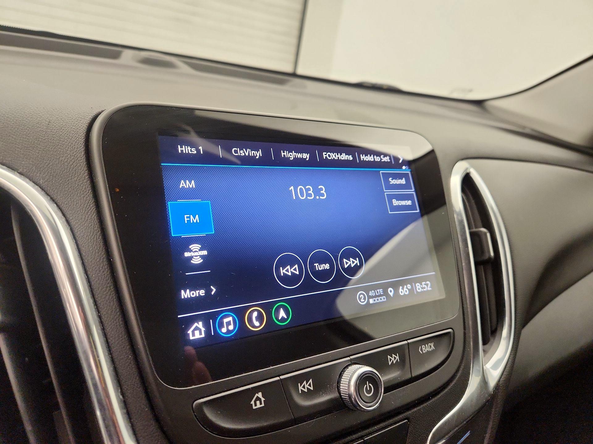 Thumbnail: 2022 Chevrolet Equinox - 16