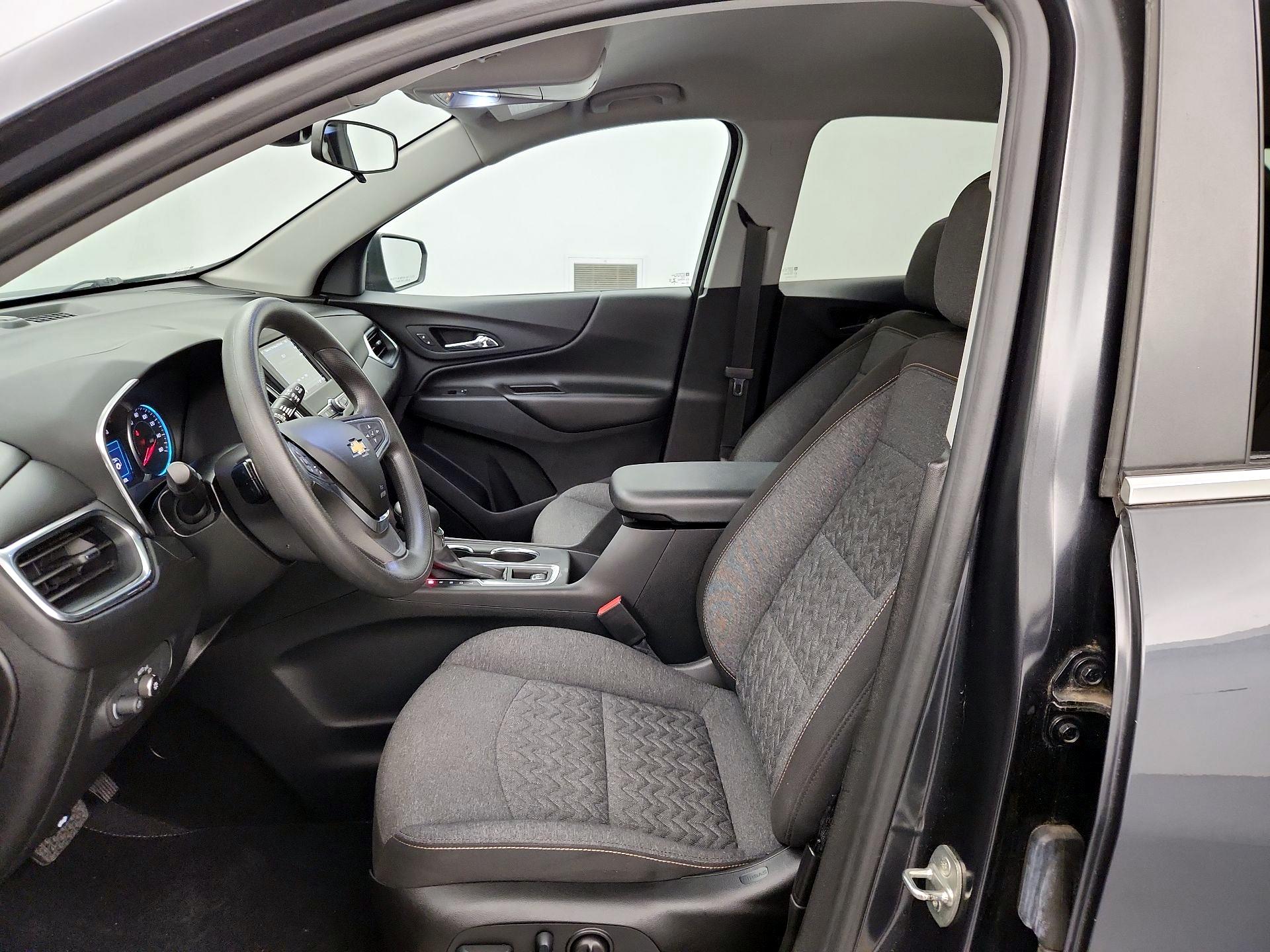 Thumbnail: 2022 Chevrolet Equinox - 11