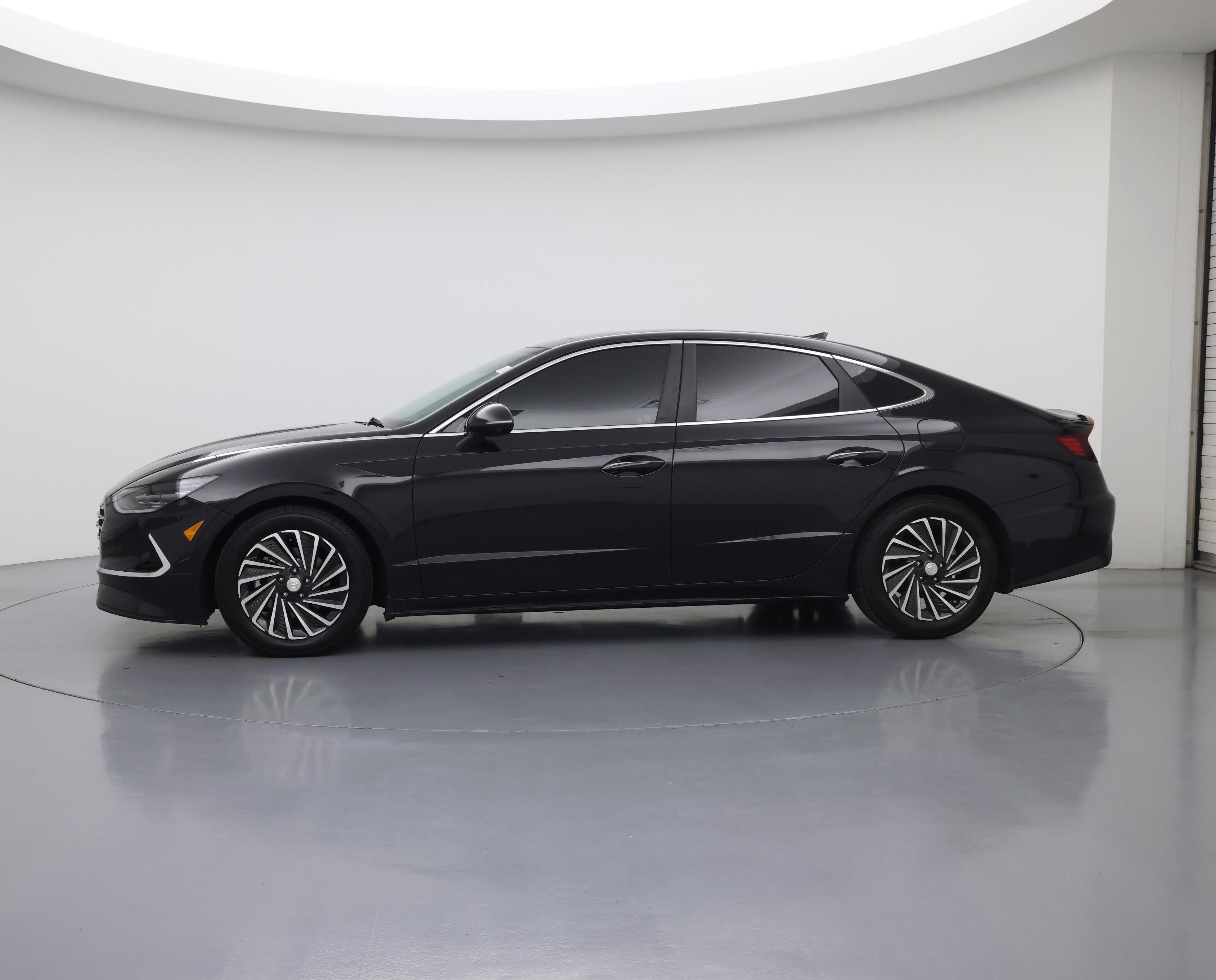 Thumbnail: 2023 Hyundai Sonata - 3