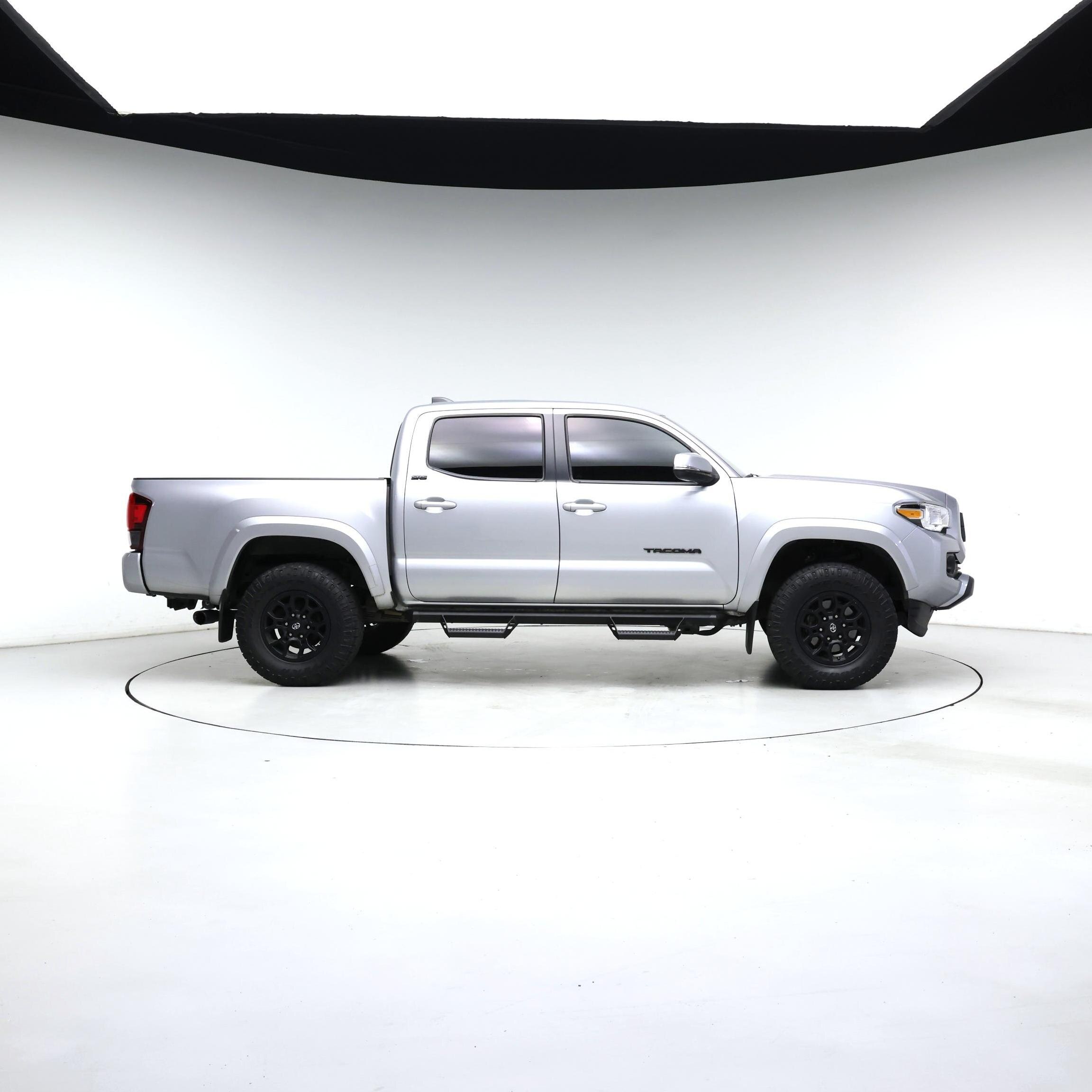 Thumbnail: 2021 Toyota Tacoma - 7