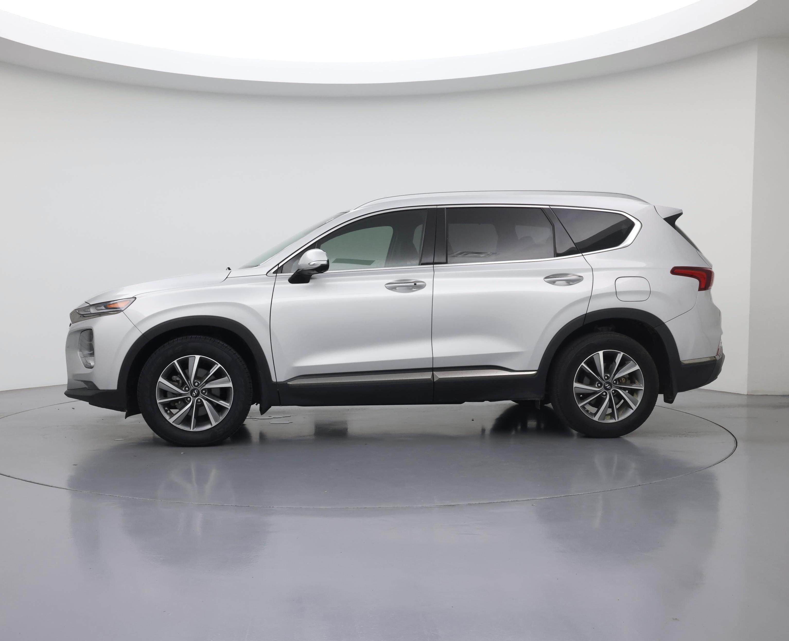 Thumbnail: 2020 Hyundai Santa Fe - 3