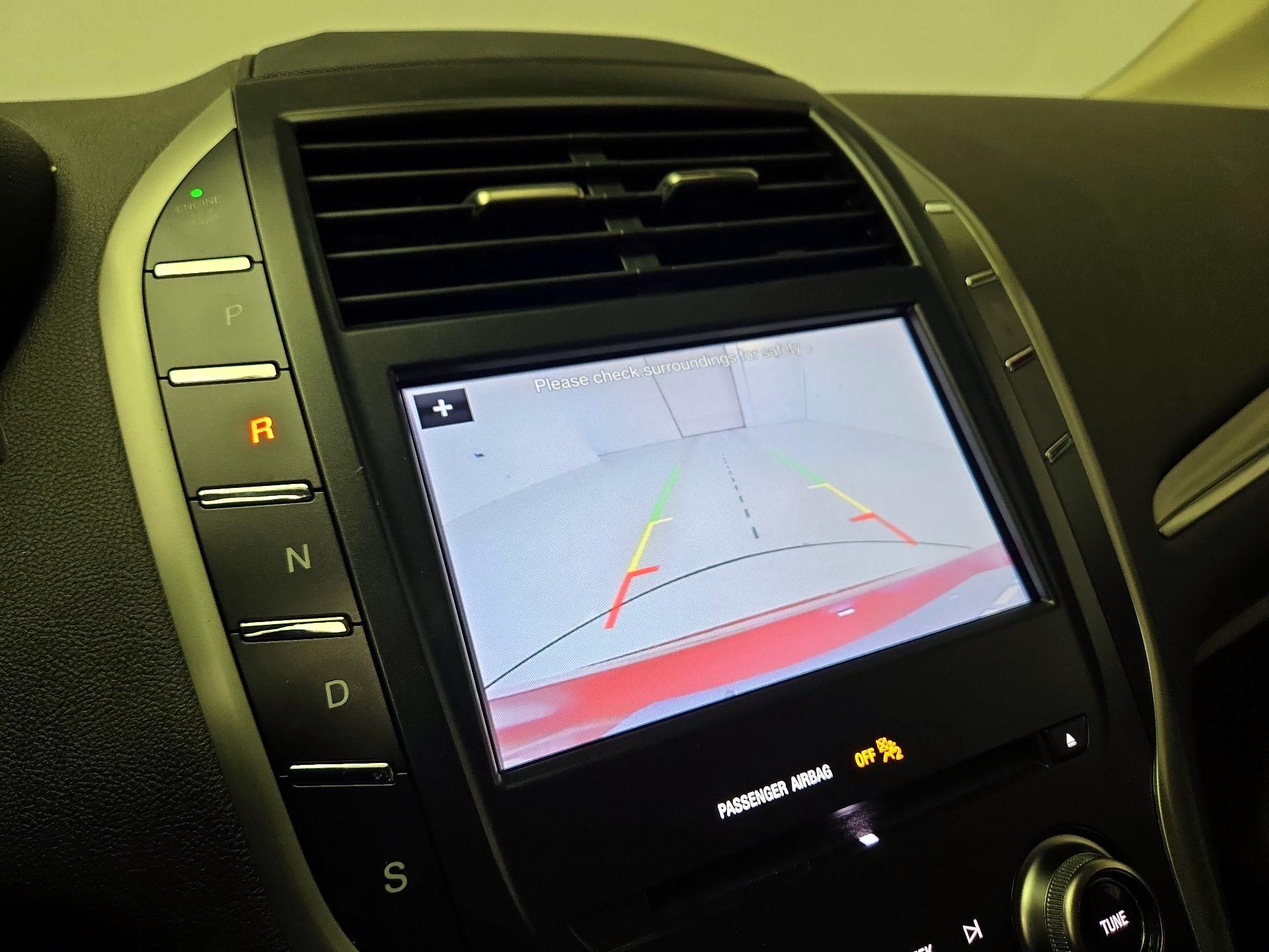 Thumbnail: 2019 Lincoln MKC - 14