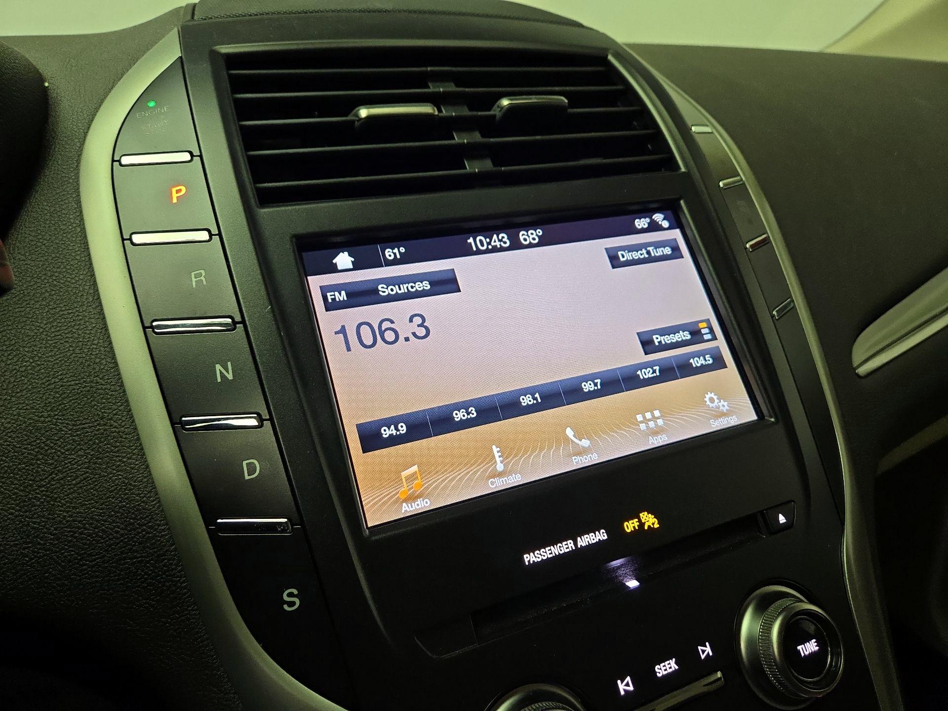 Thumbnail: 2019 Lincoln MKC - 15